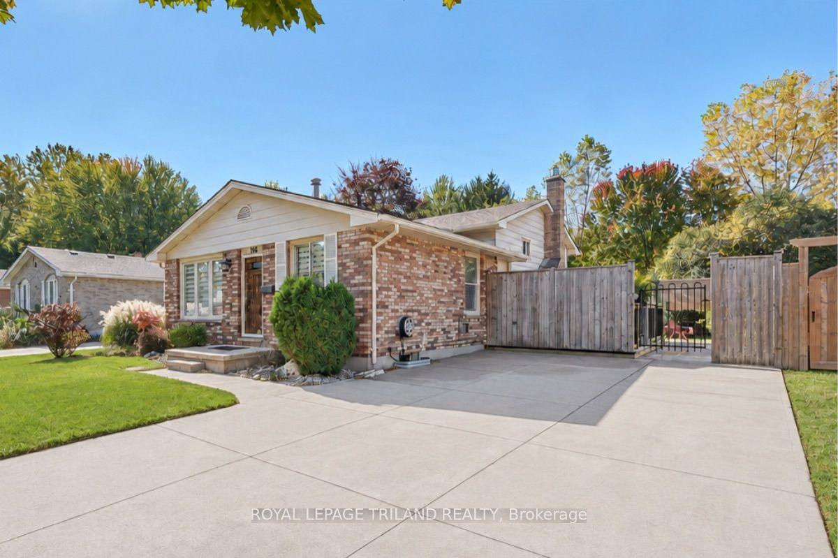 1345 Aldersbrook Road — photo 1
