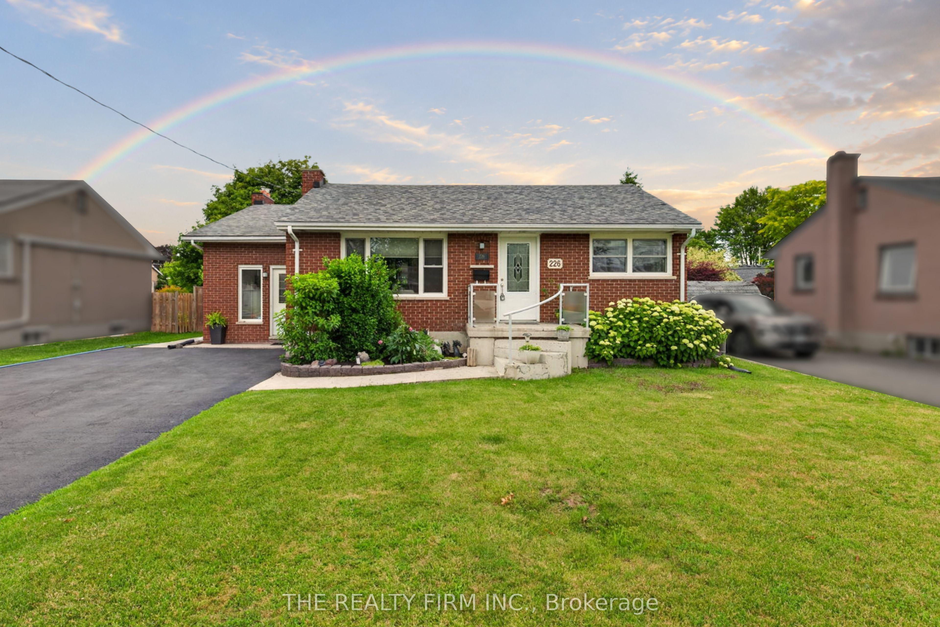 226 Rainbow Avenue — photo 1