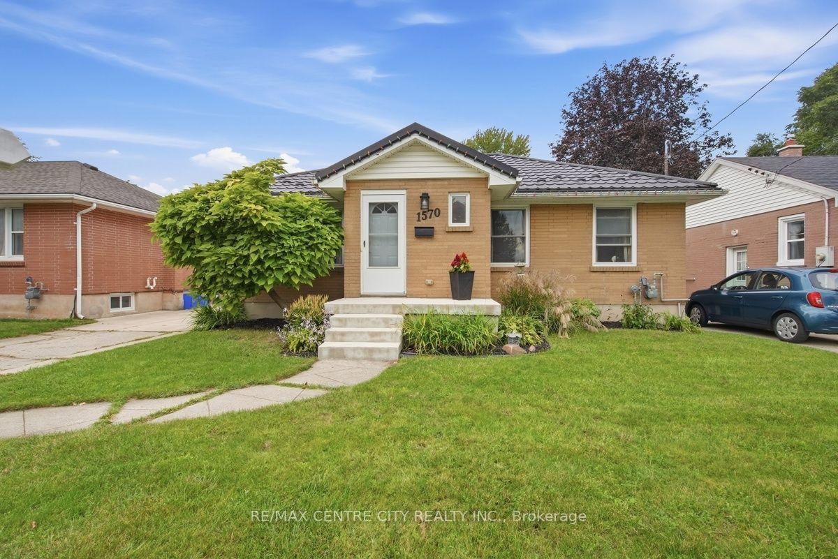 1570 Hansuld Street — photo 1