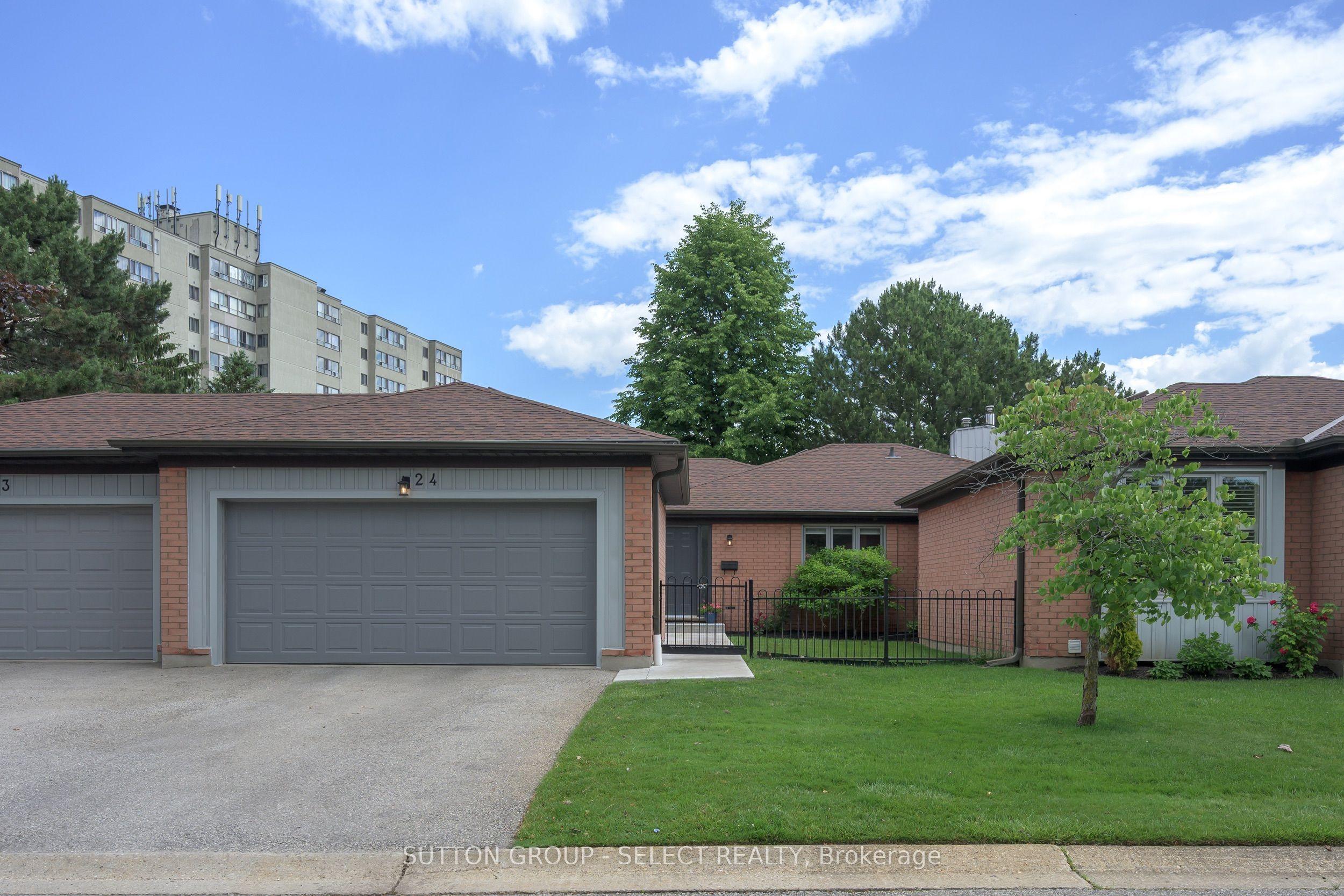 65 Fiddlers Green Road, Unit 24 — photo 1