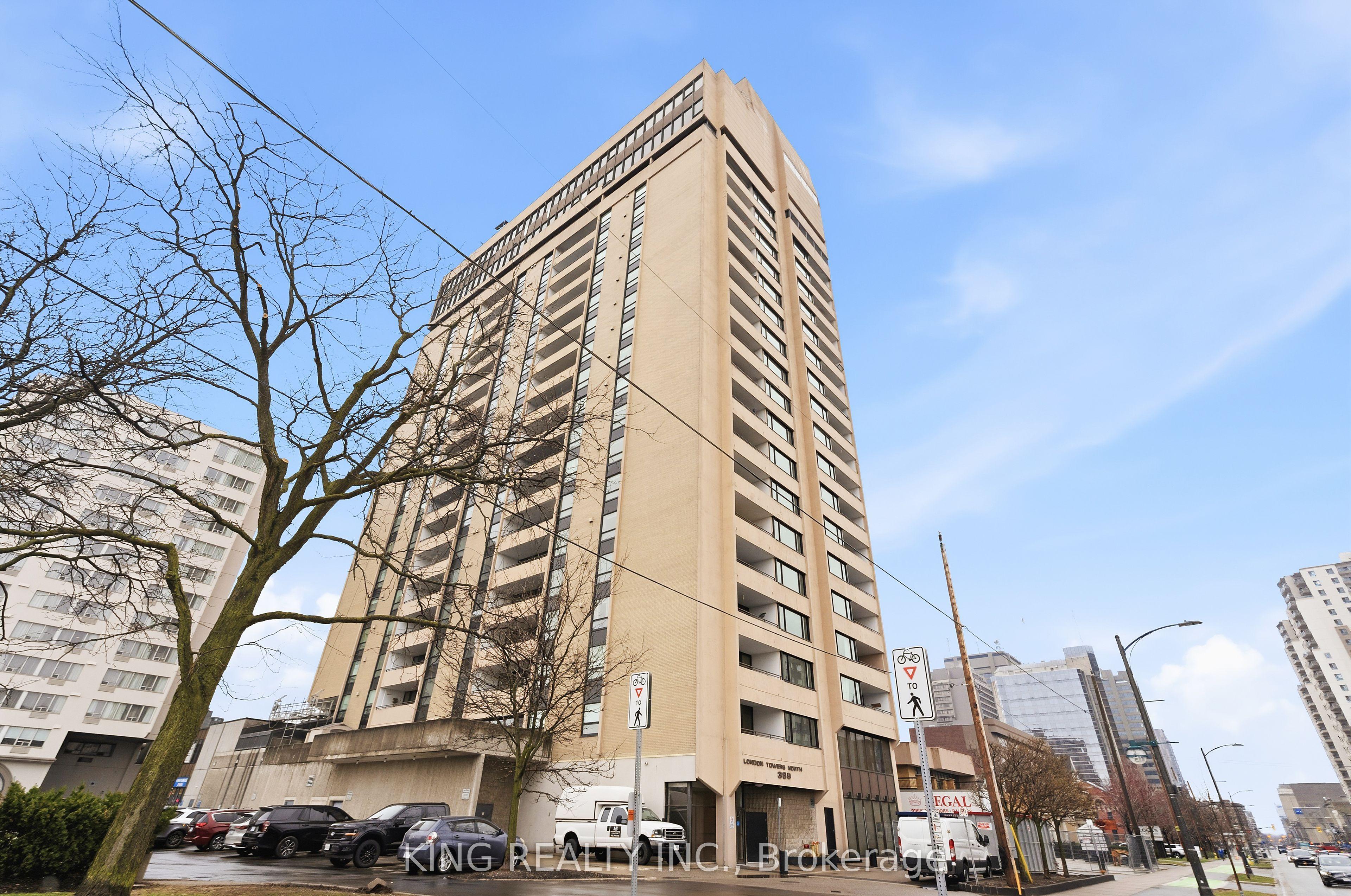 389 Dundas Street, Unit 701 — photo 1