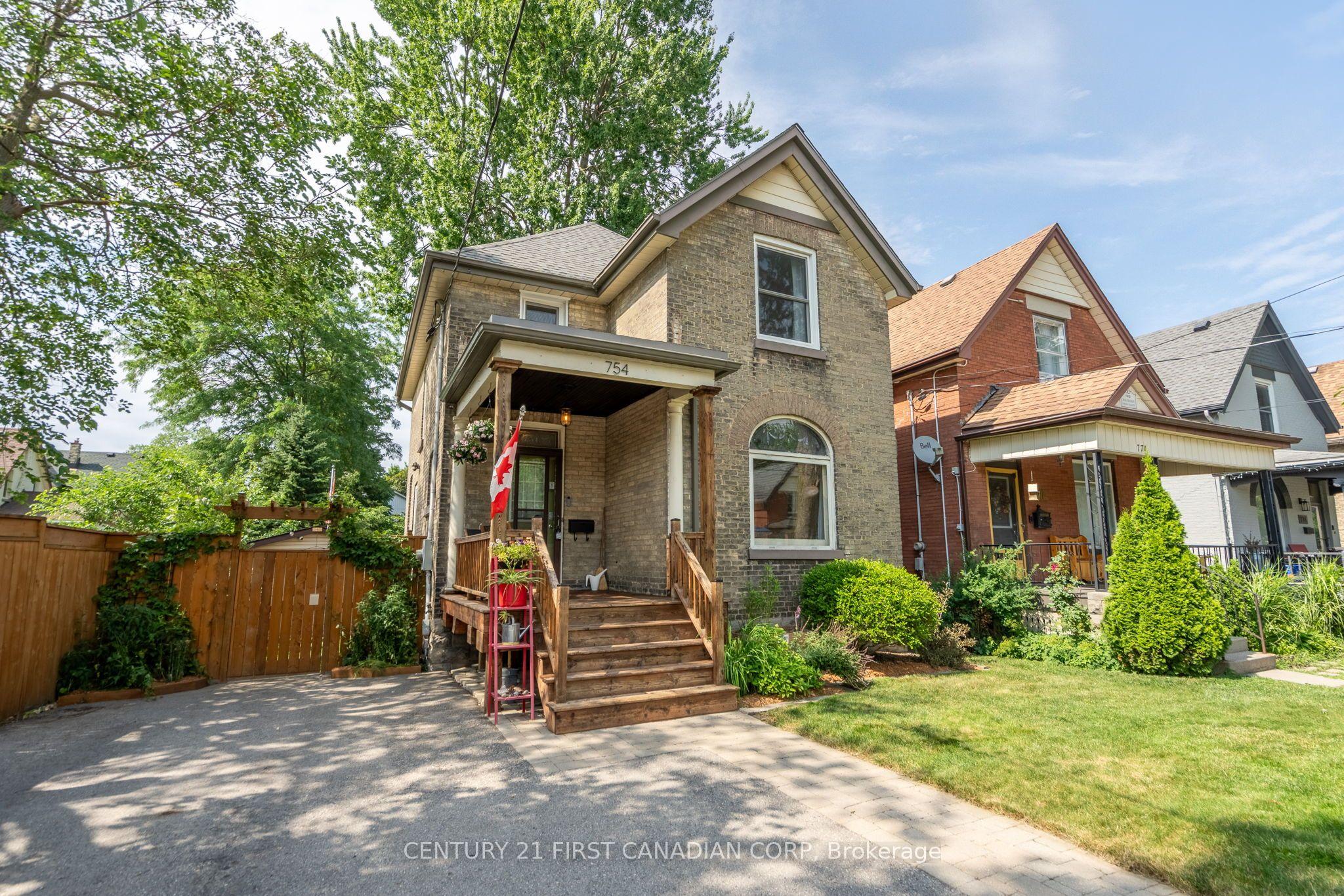 754 LORNE Avenue — photo 1