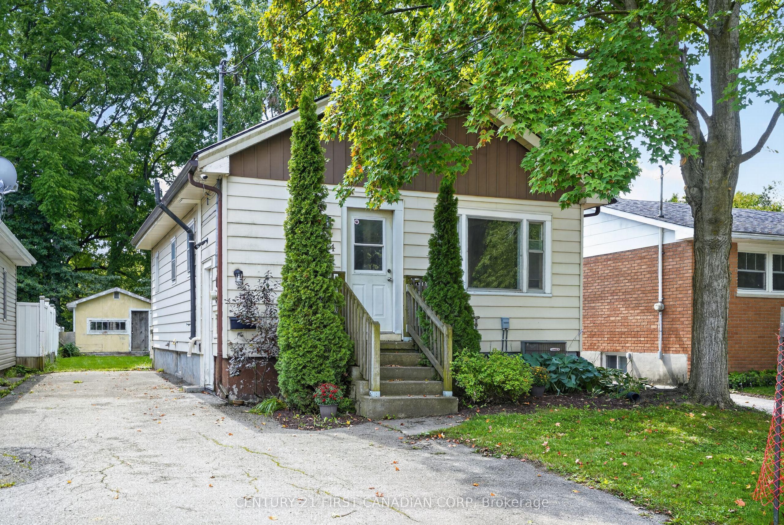 244 Edinburgh Street — photo 1