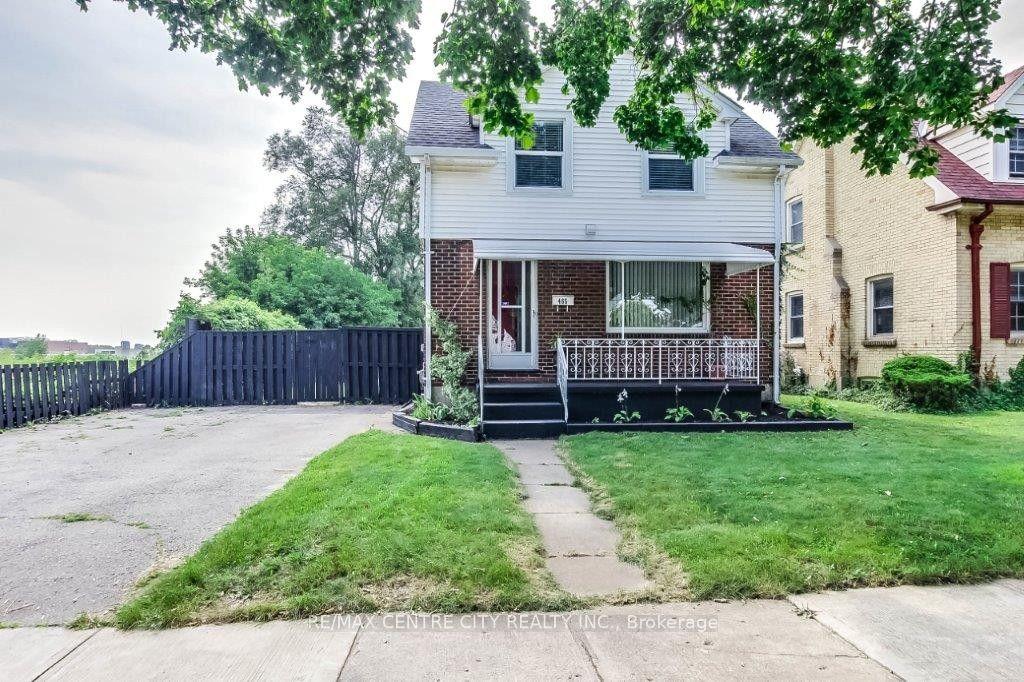 465 Ashland Avenue — photo 1