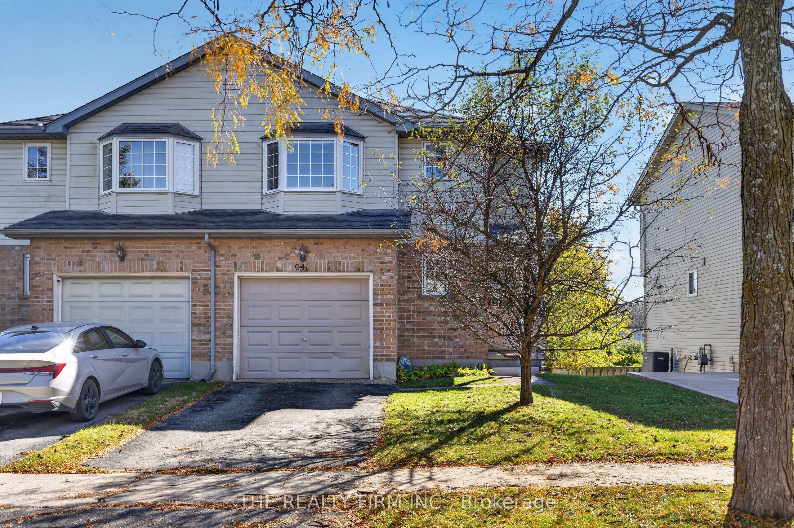 941 Thistledown Way — photo 1