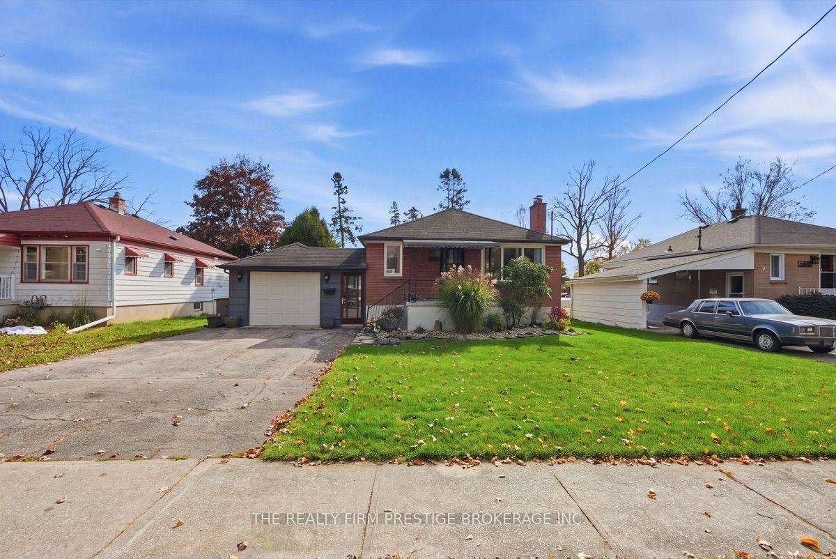 1843 Park Avenue — photo 1