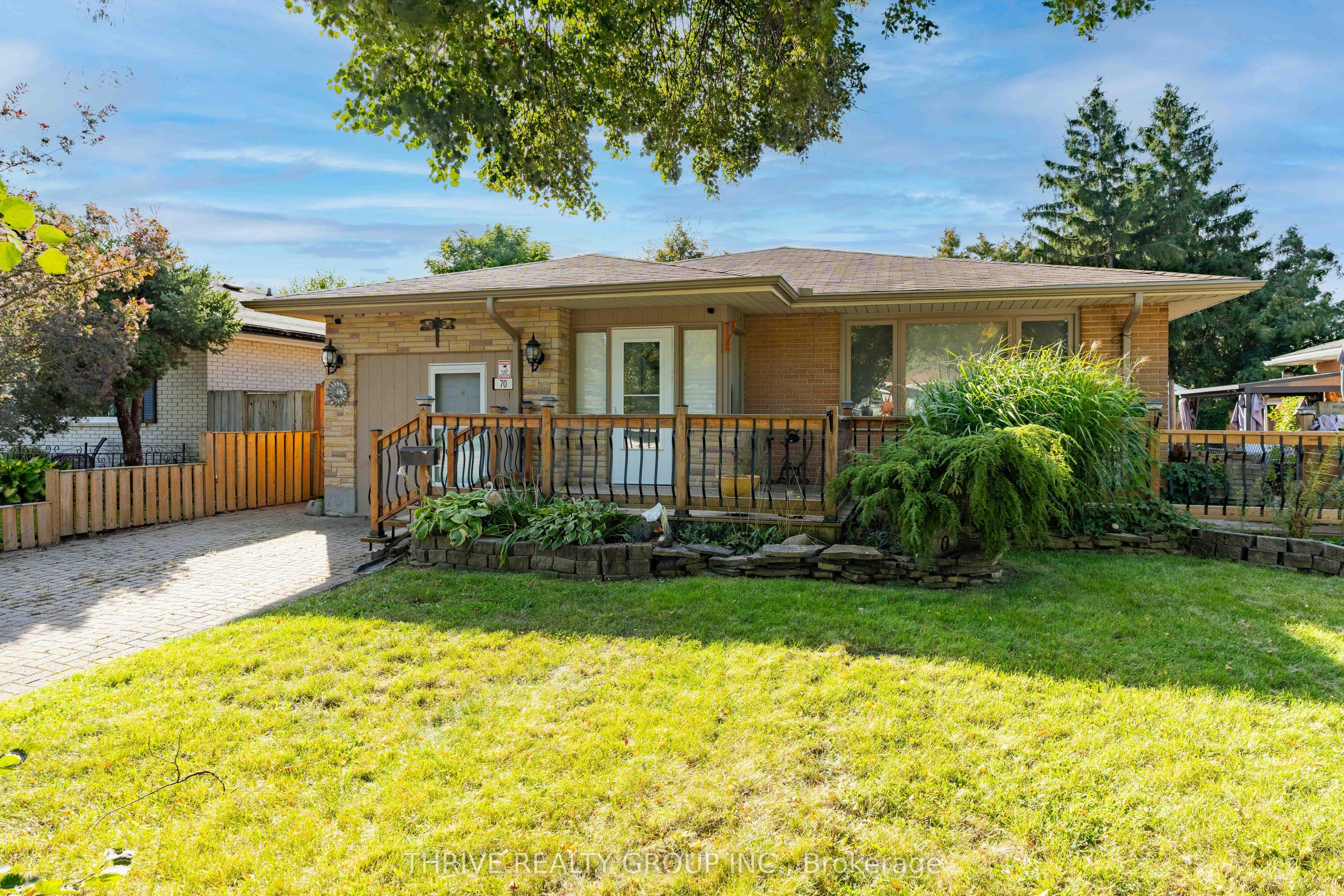 70 Talavera Crescent — photo 1