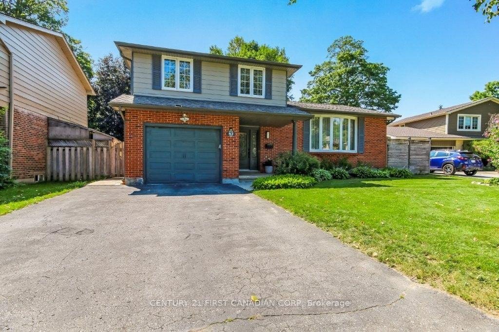 42 Portal Court — photo 1