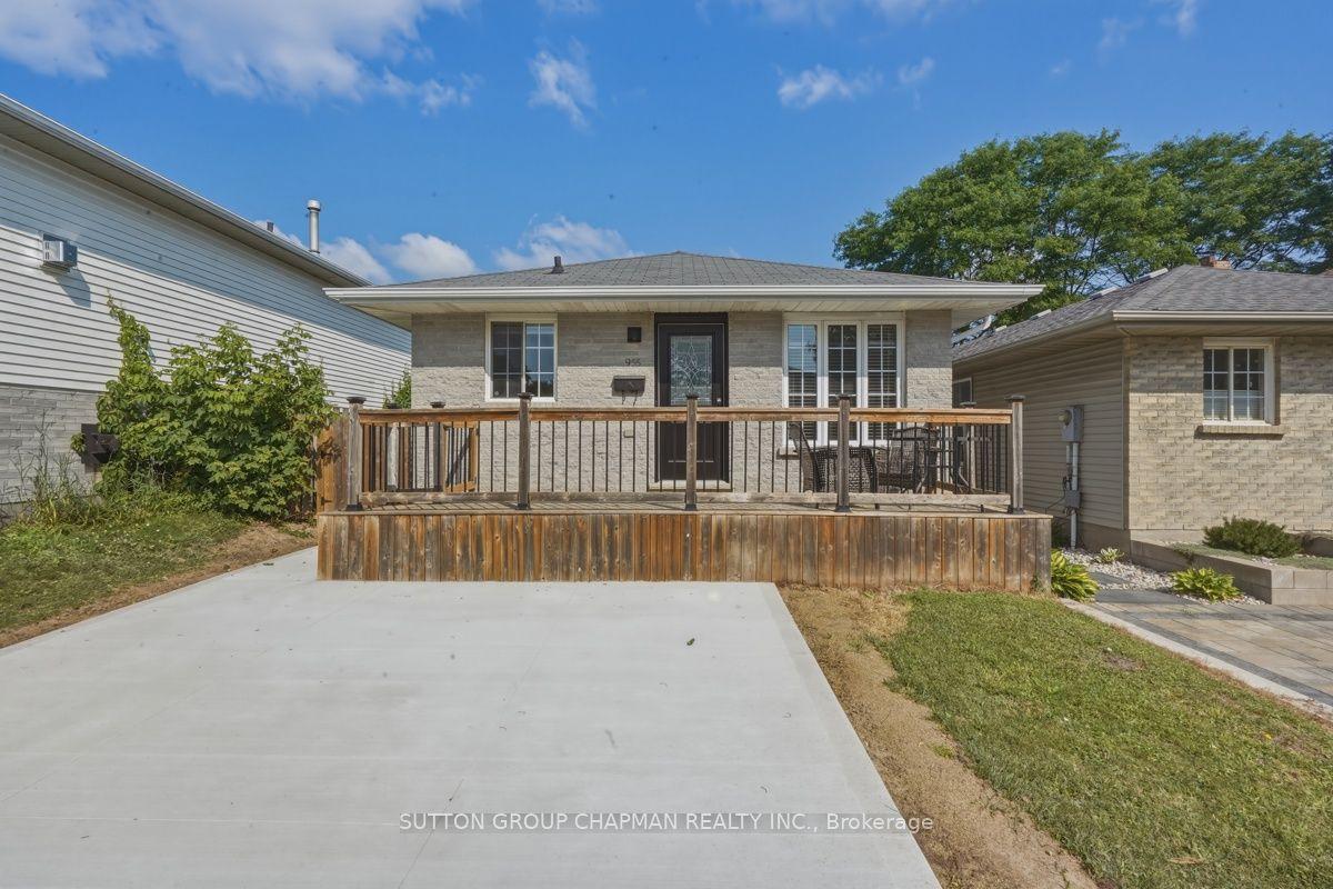 955 Lawson Road — photo 1