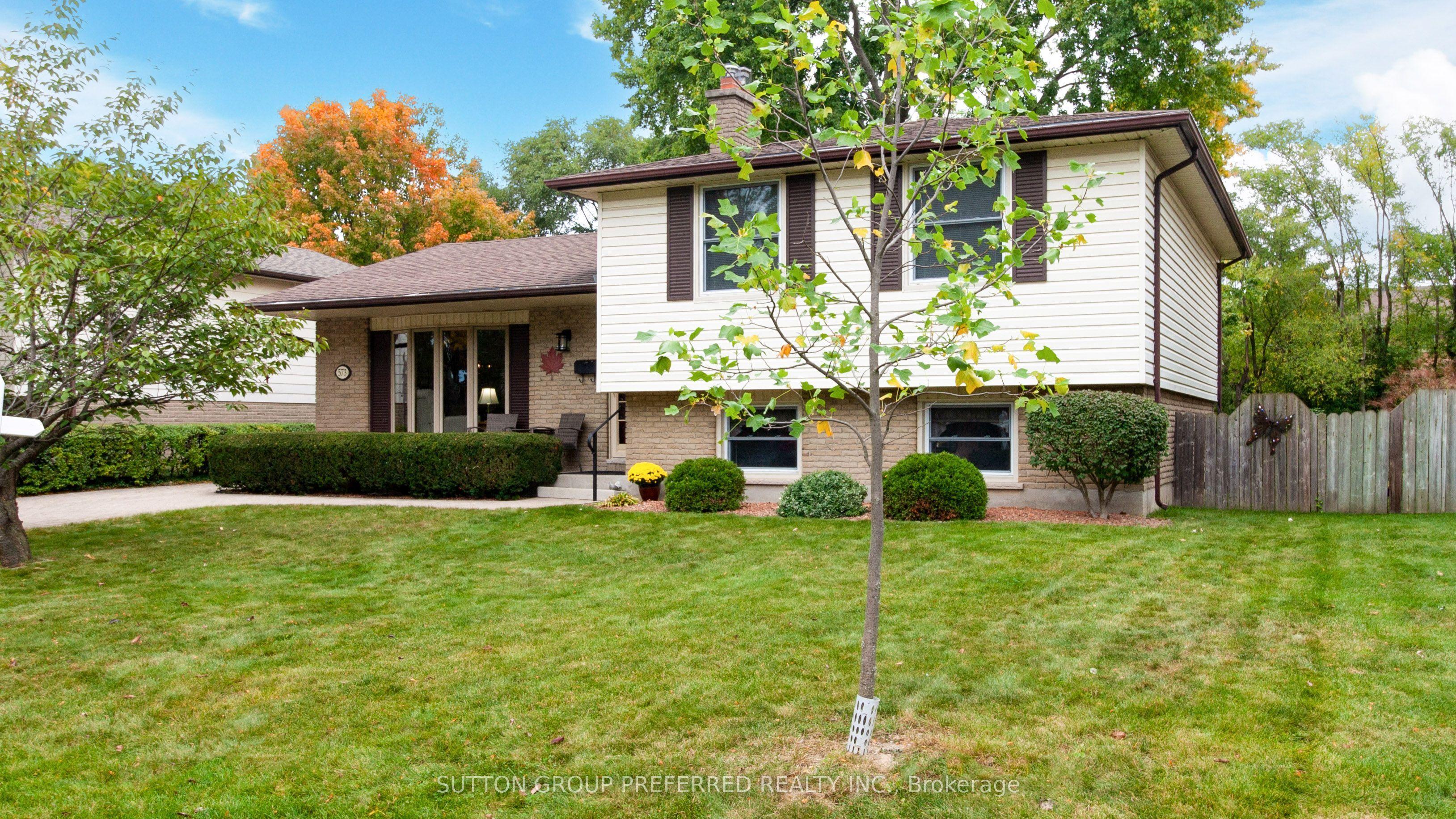 573 Jamaica Court — photo 1
