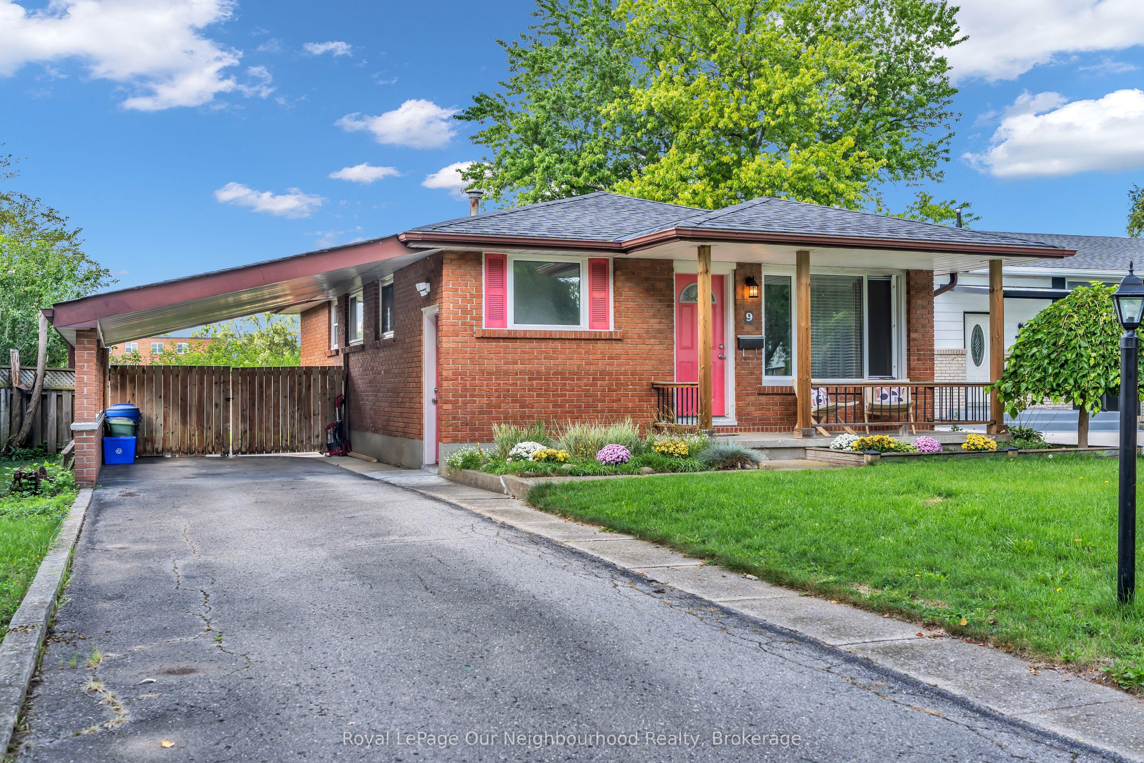 9 Kenwood Crescent — photo 1