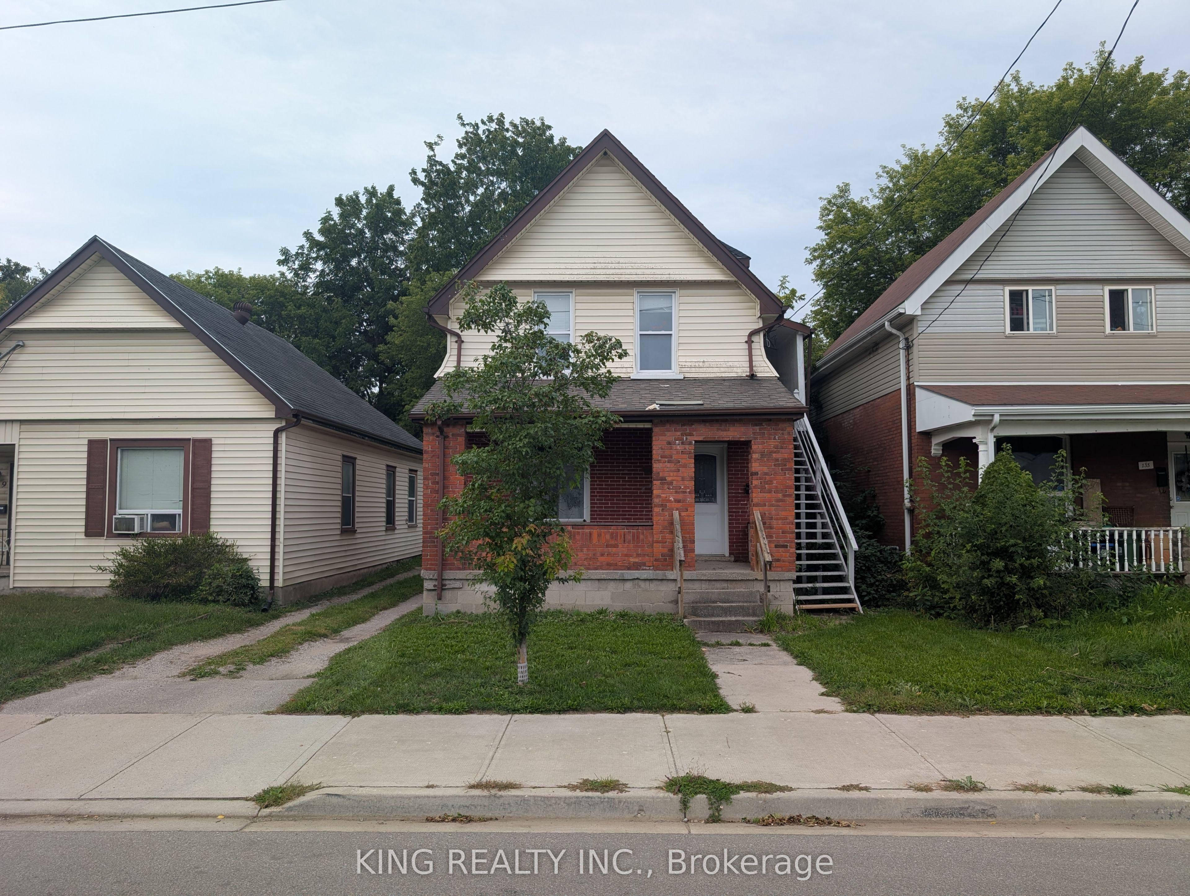 131 Sackville Street — photo 1