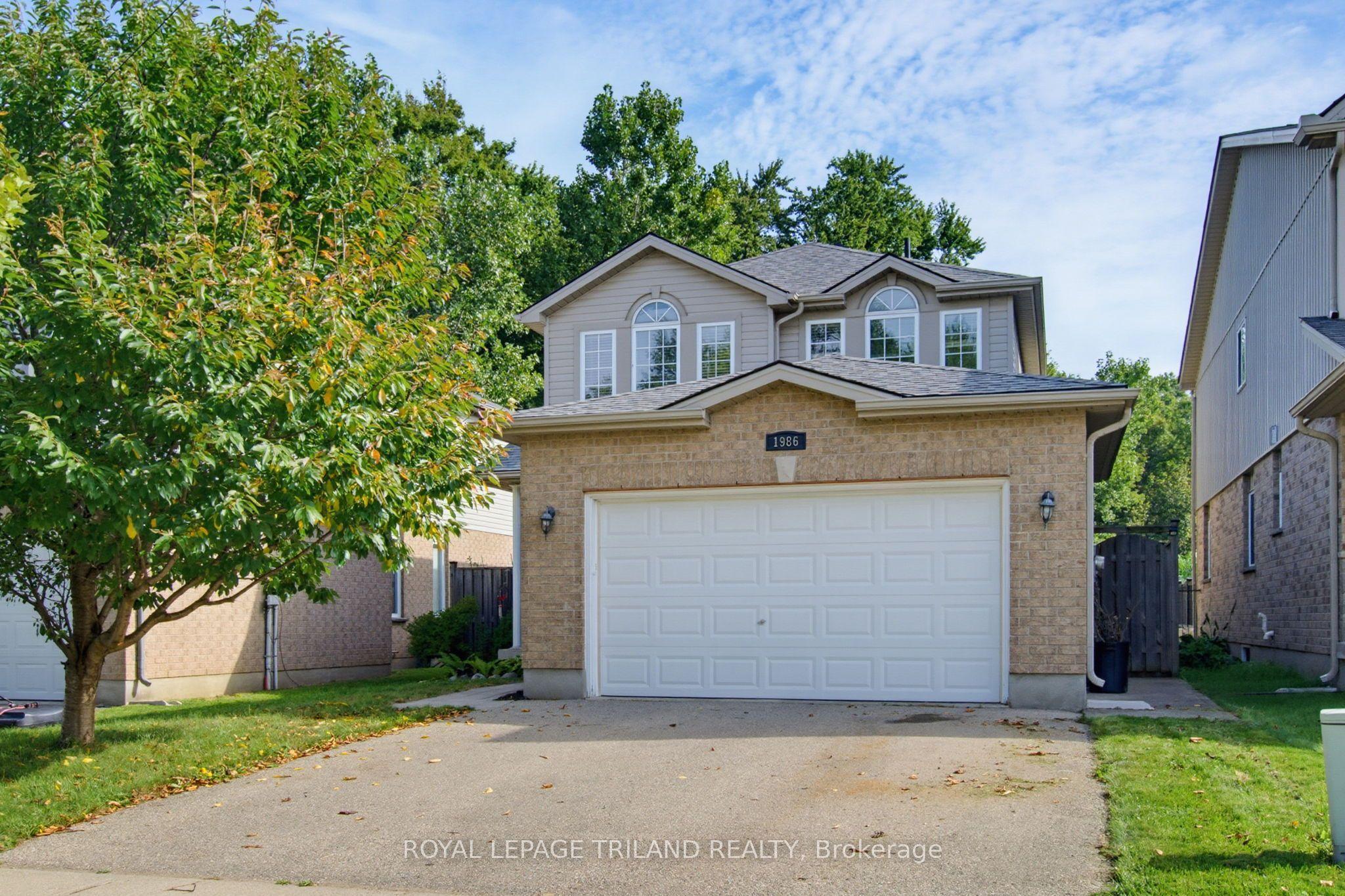 1986 Denview Avenue — photo 1