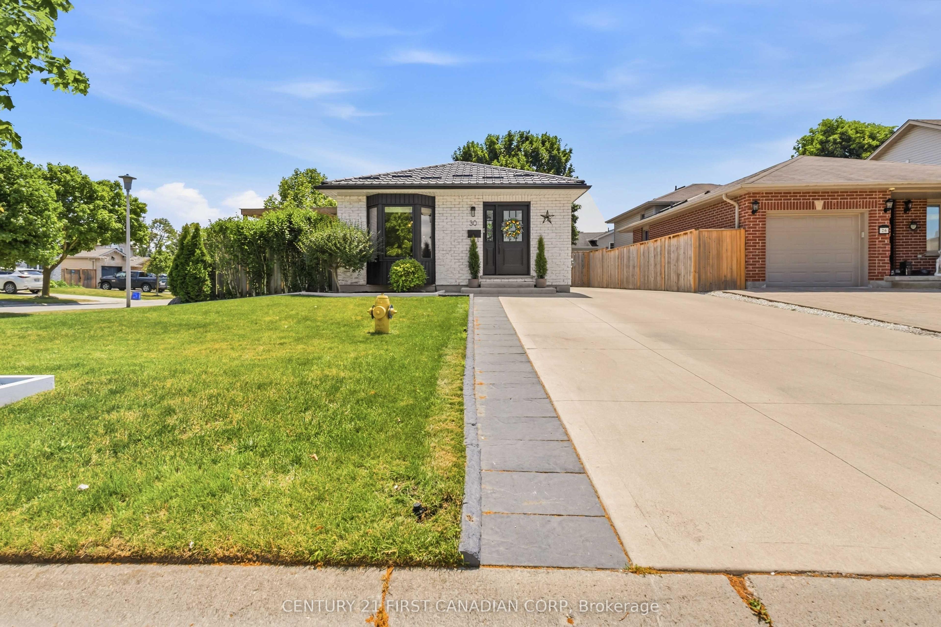 30 Trapper Street — photo 1