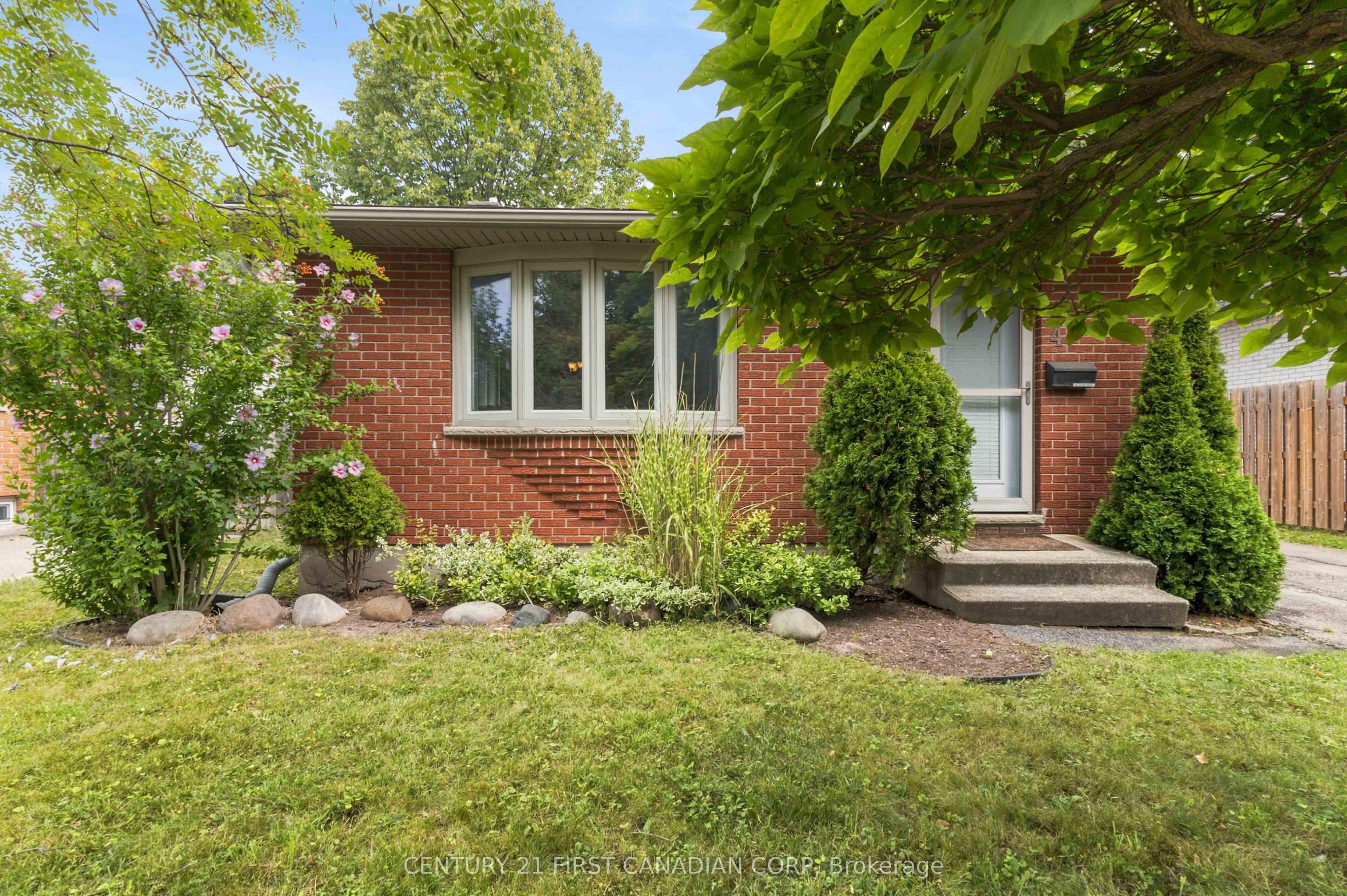 436 FERNDALE Avenue — photo 1