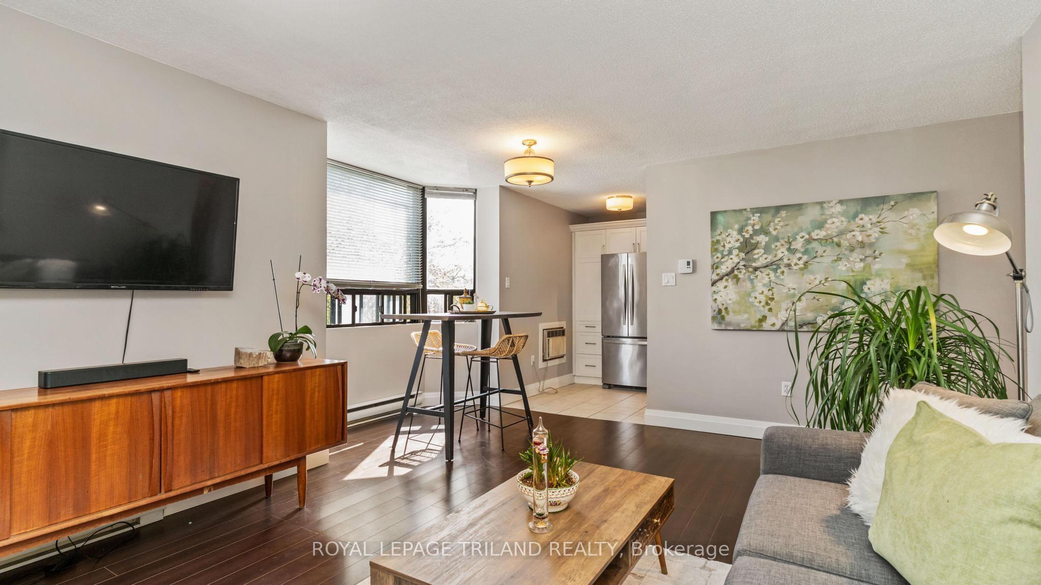 75 Huxley Street, Unit 301 — photo 1