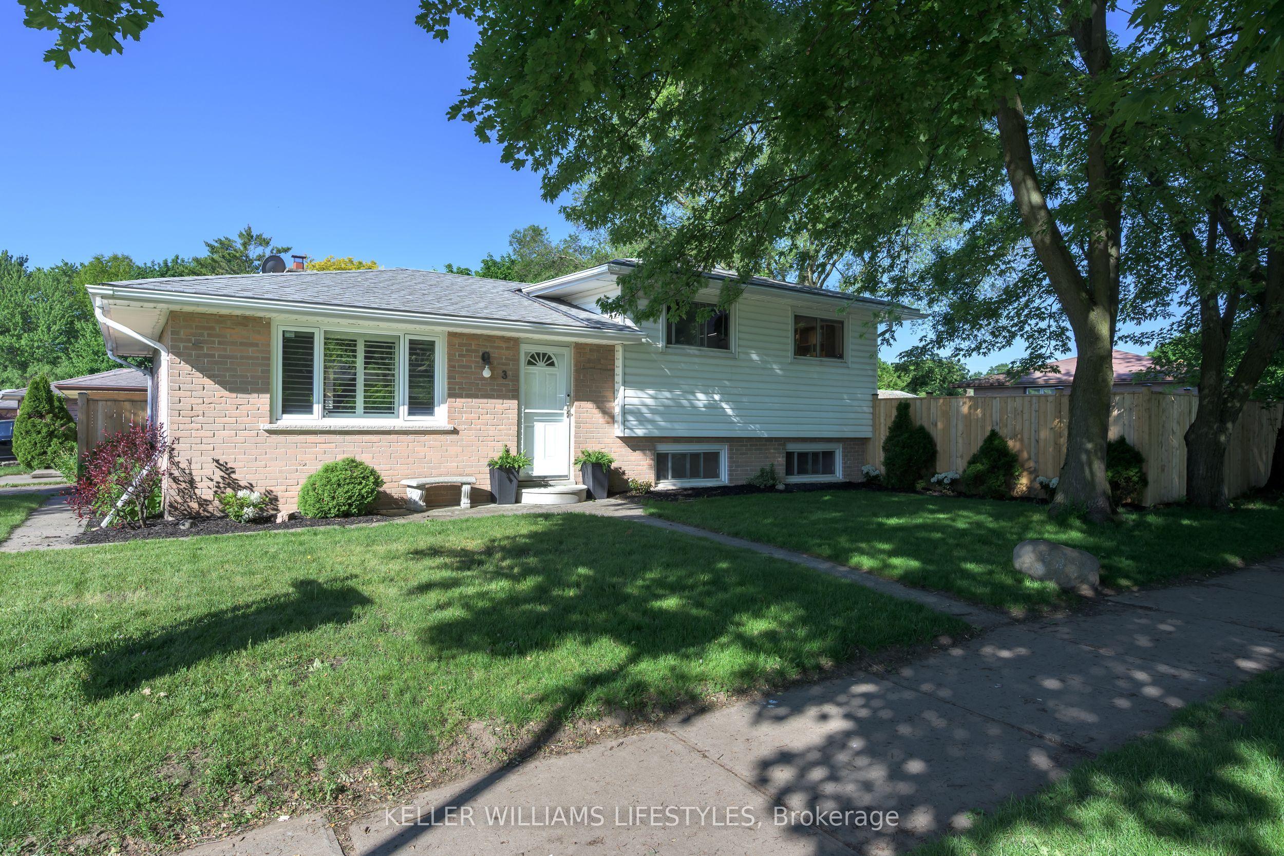 3 Baffin Place — photo 1