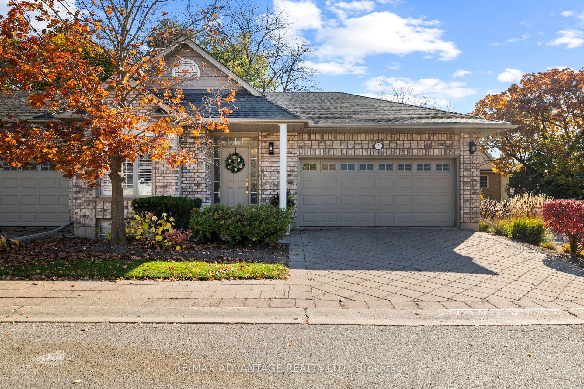 1574 Richmond Street, Unit 5 — photo 1