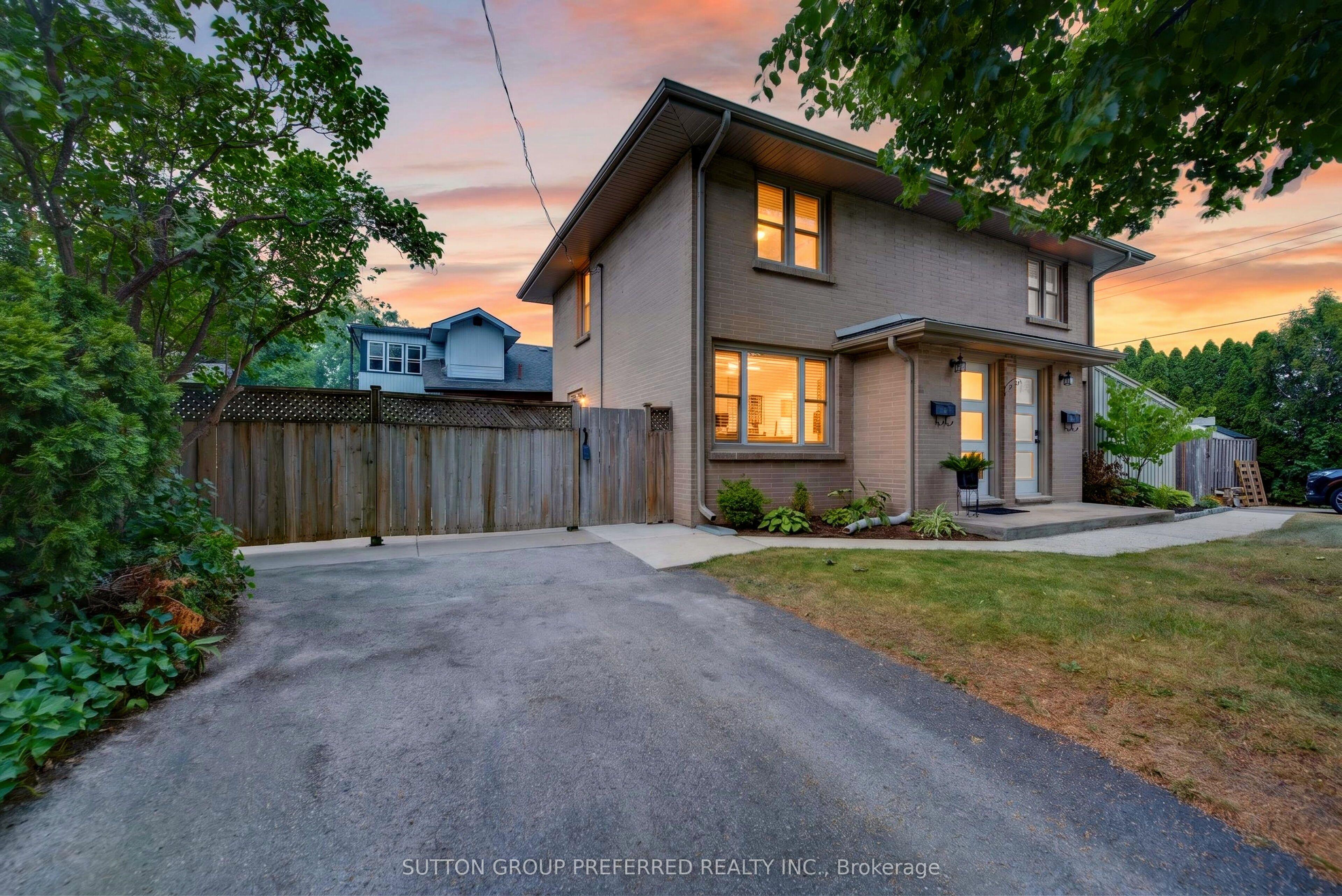 1271 Norman Avenue — photo 1