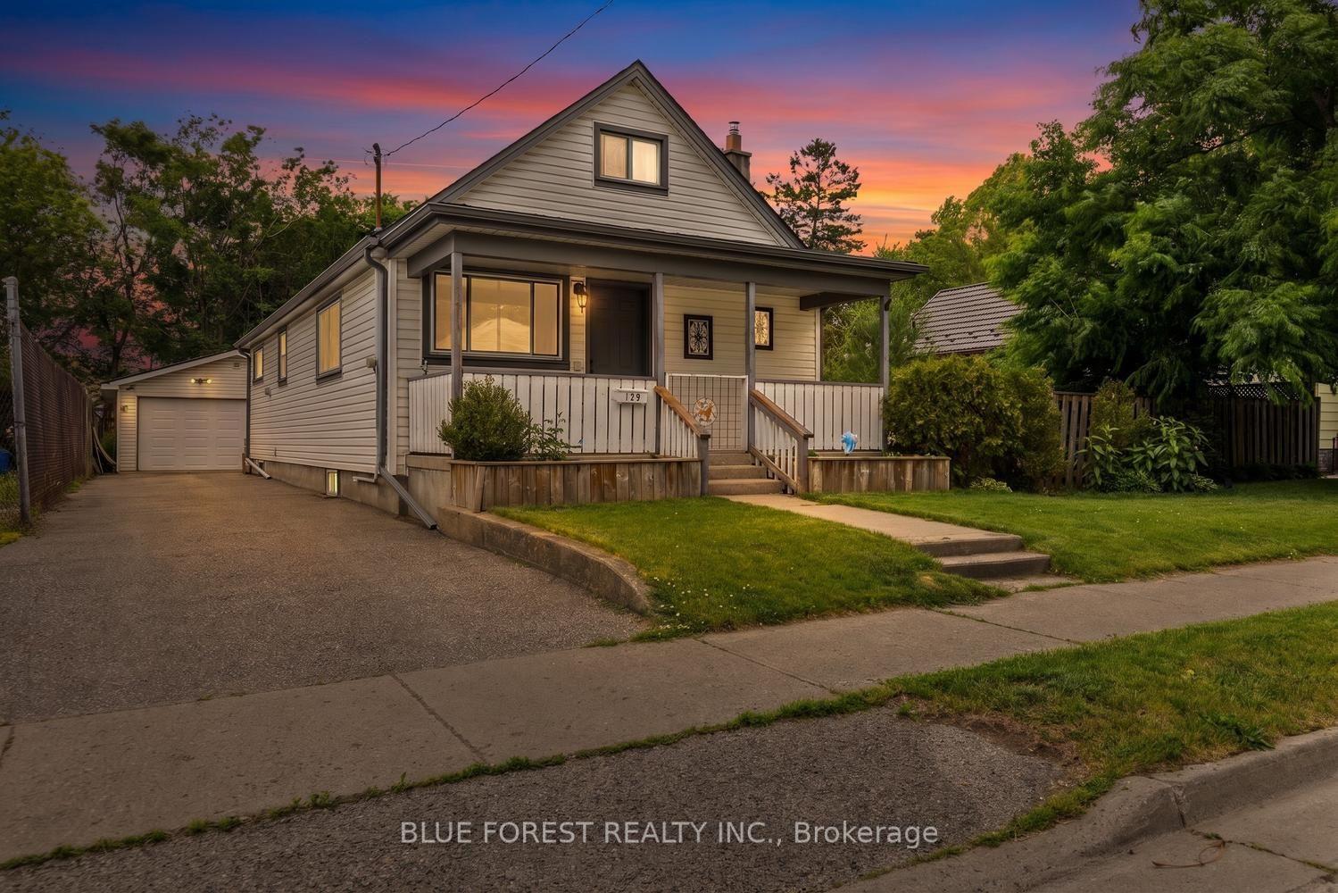 129 Giles Street — photo 1
