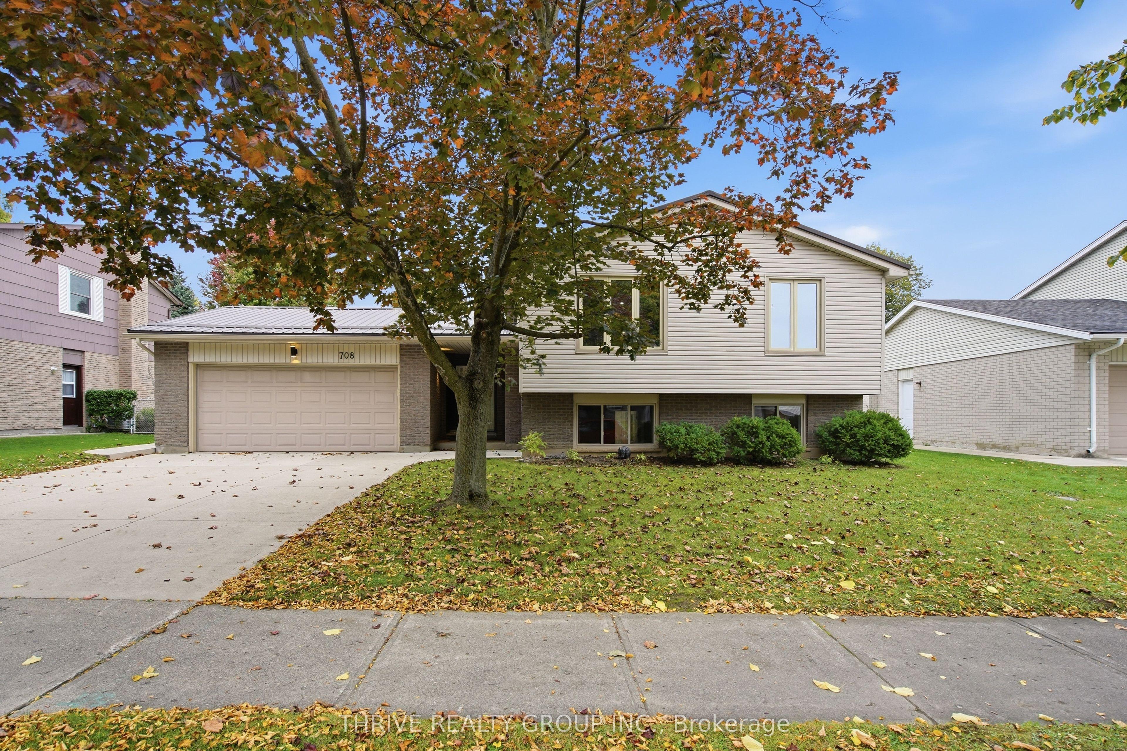 708 Village Green Avenue — photo 1