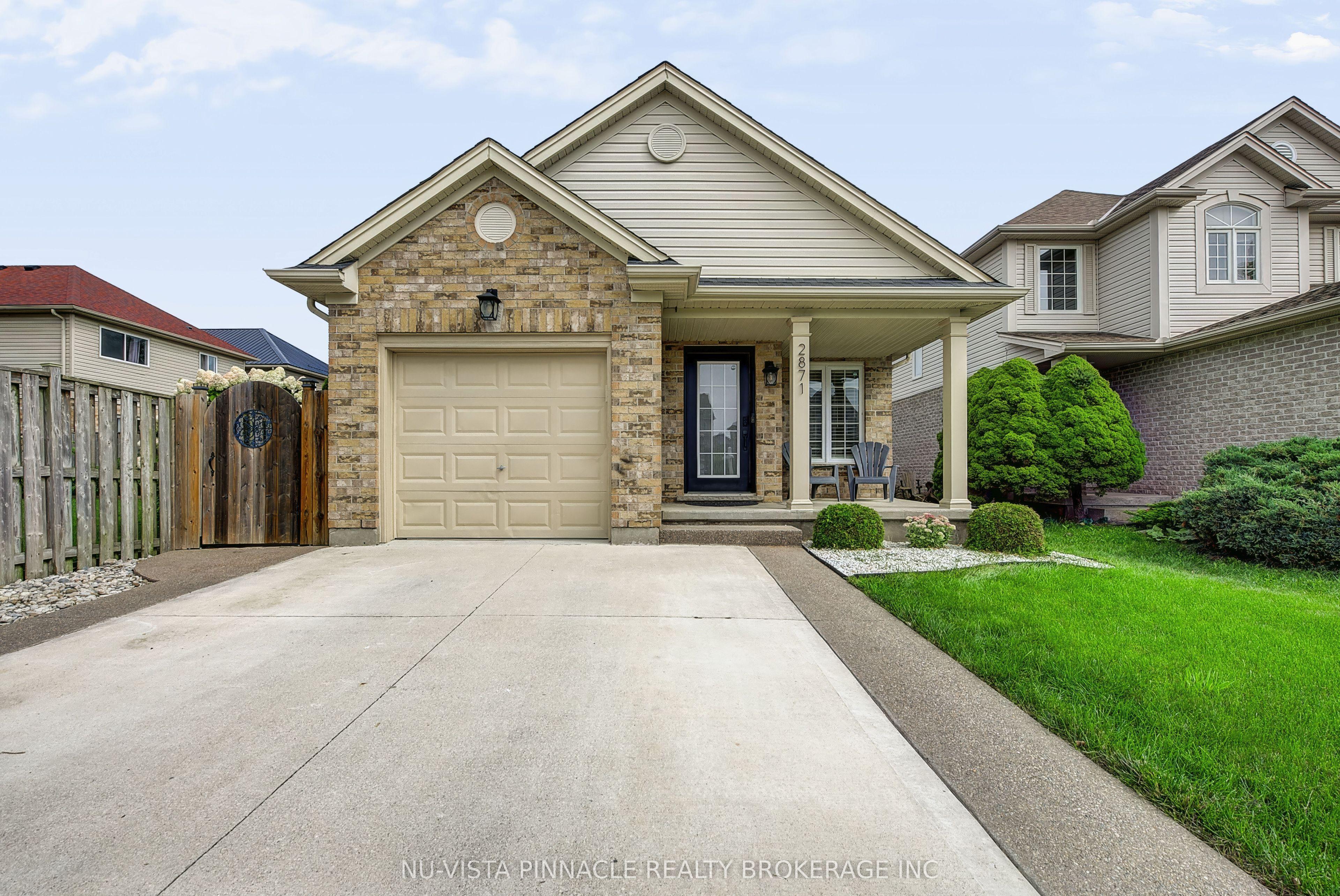 2871 Meadowgate Boulevard — photo 1