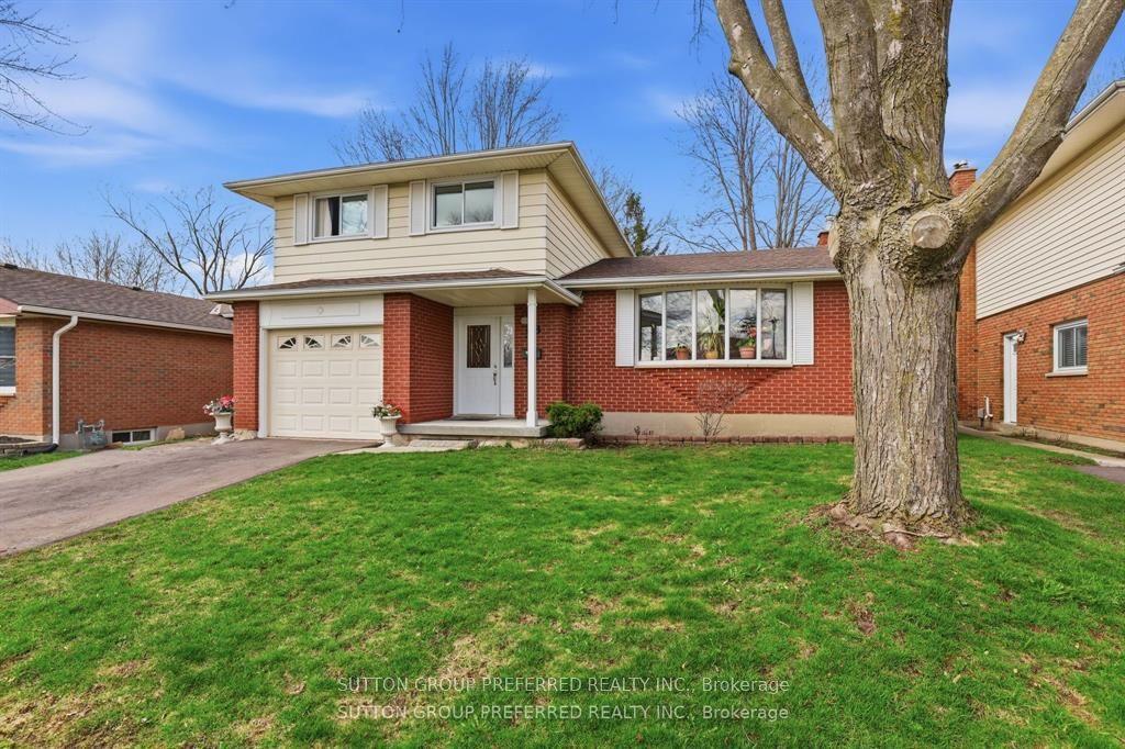 38 Alayne Crescent — photo 1