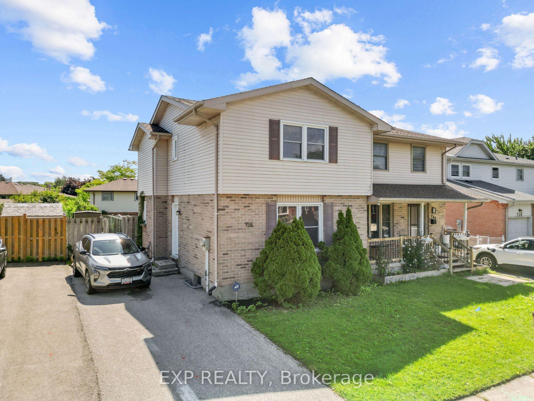 746 Homeview Road — photo 1