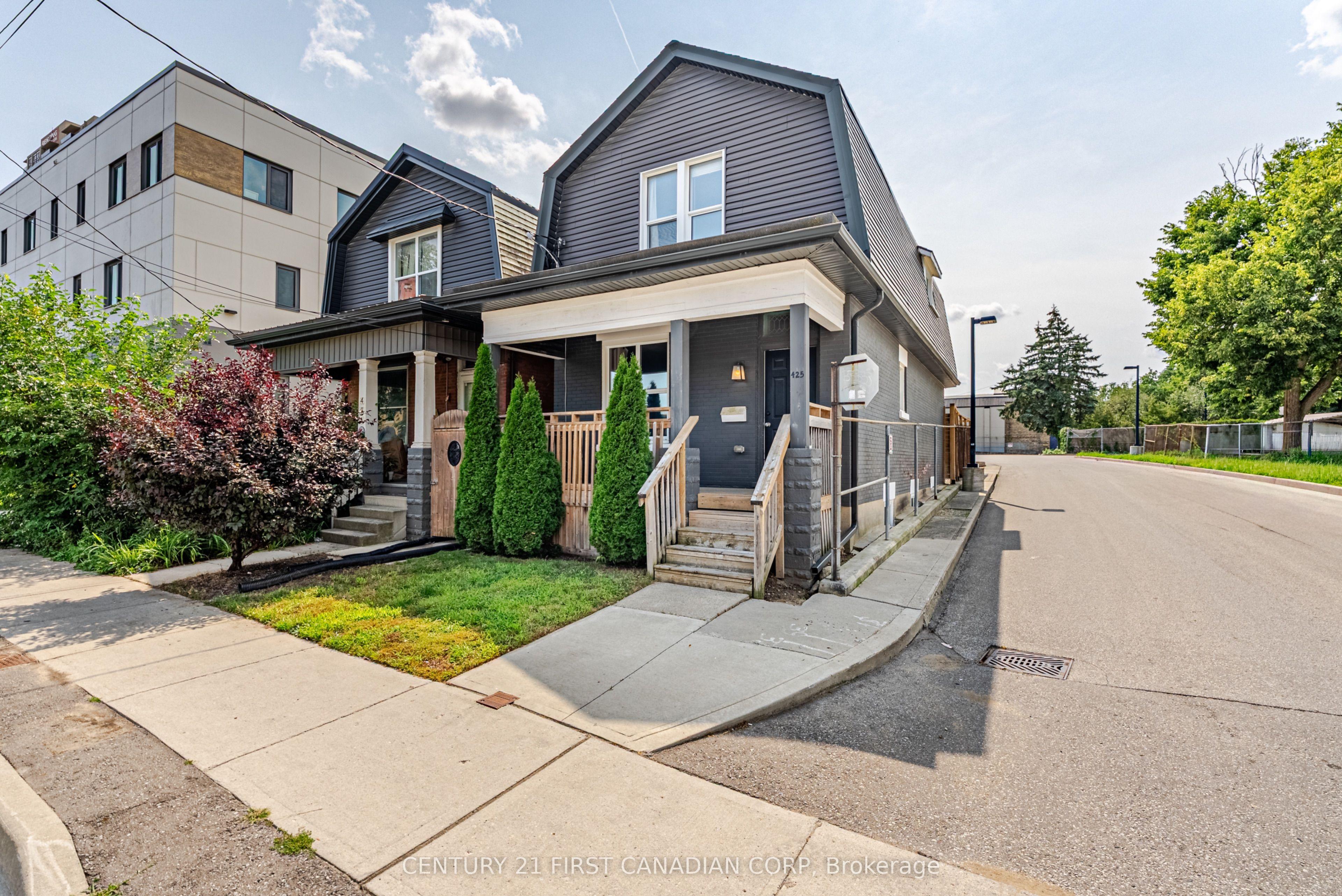 425 English Street — photo 1