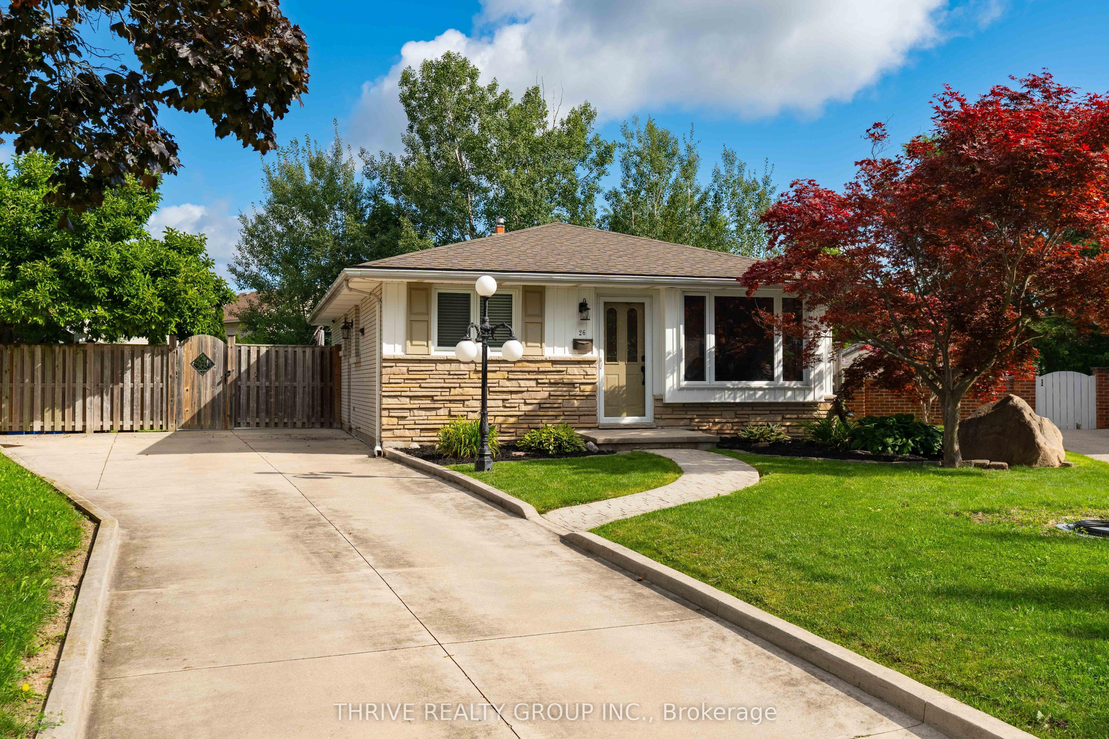 26 HEATH Place — photo 1