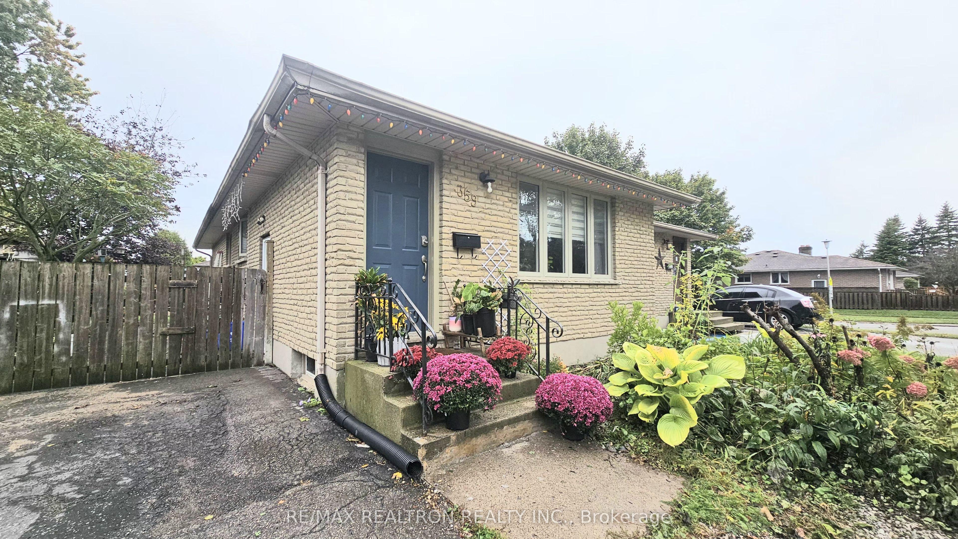 359 Hudson Drive — photo 1