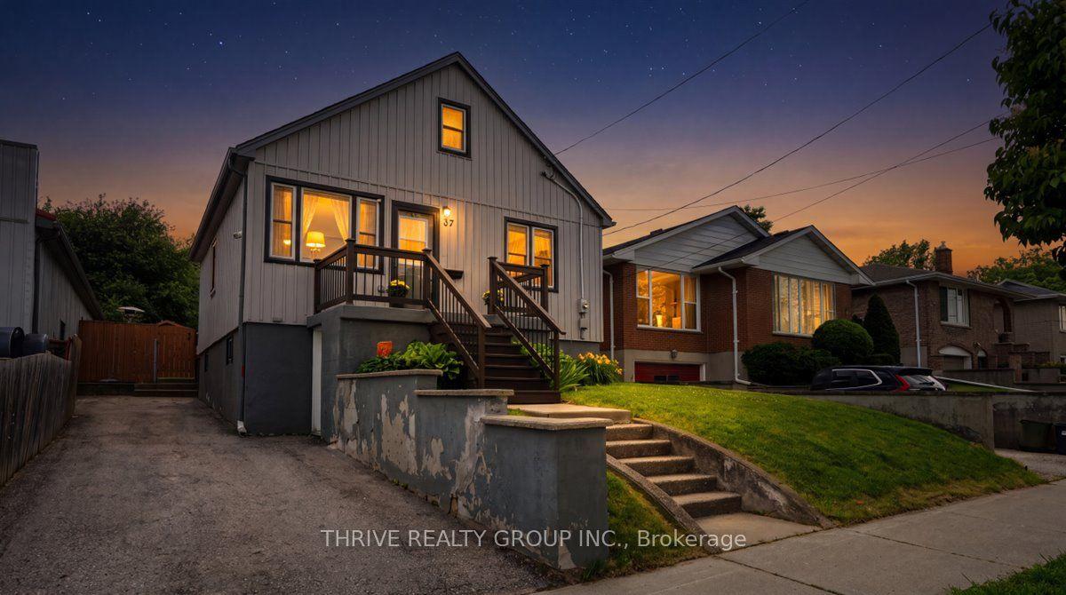 37 Emery Street W — photo 1