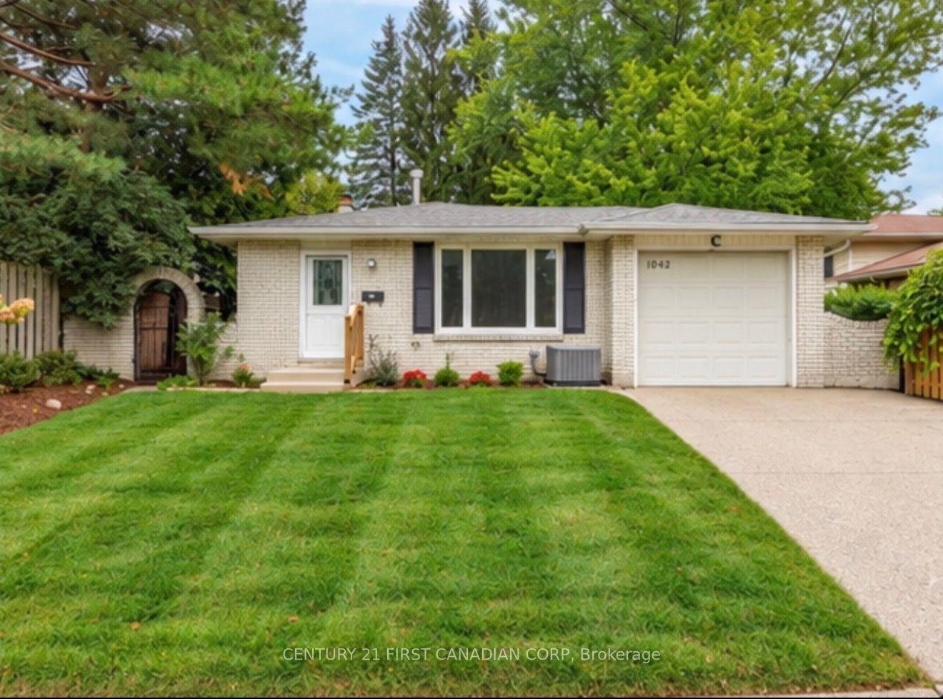 1642 Aldersbrook Road — photo 1