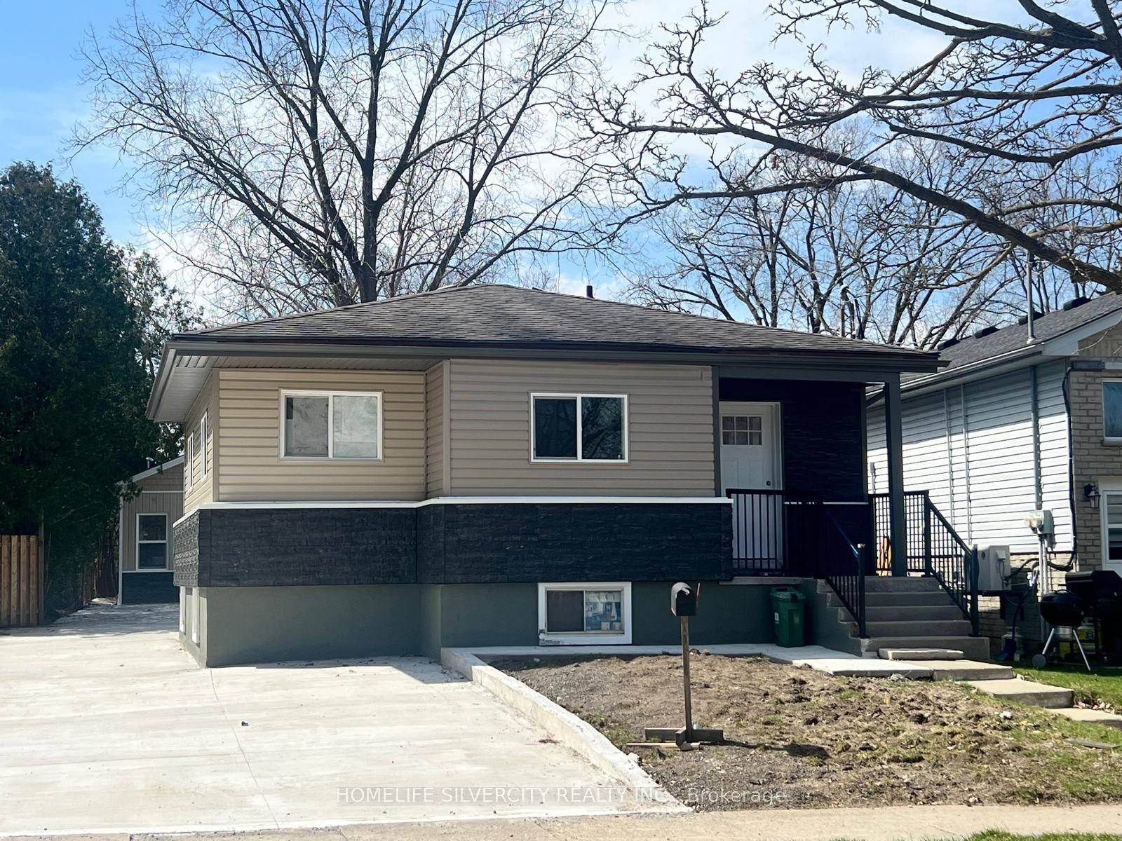 221 Emerson Avenue S — photo 1