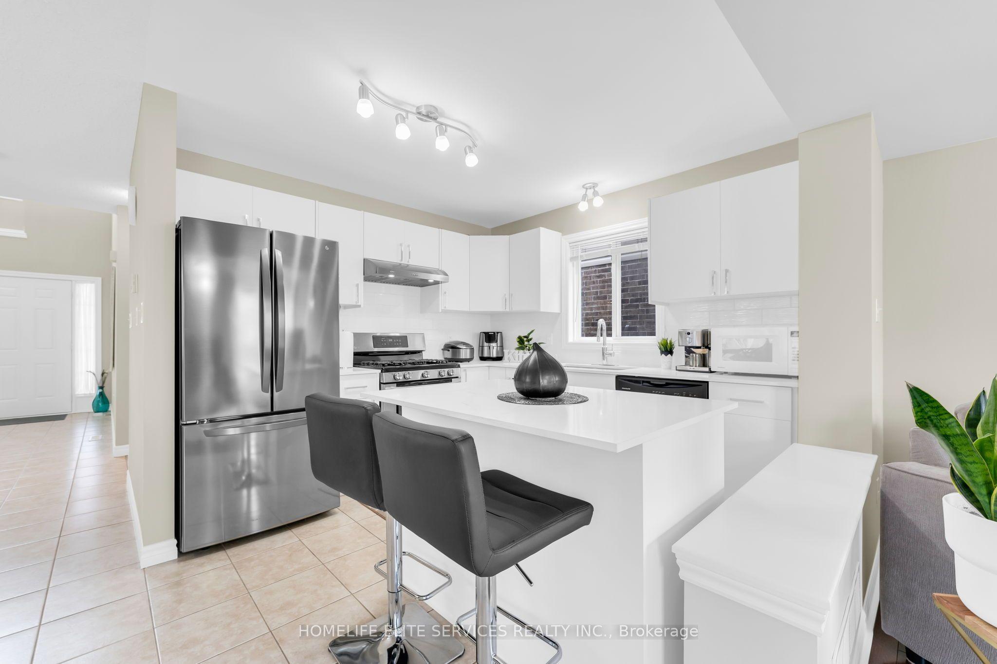1185 Sandbar Street — photo 1