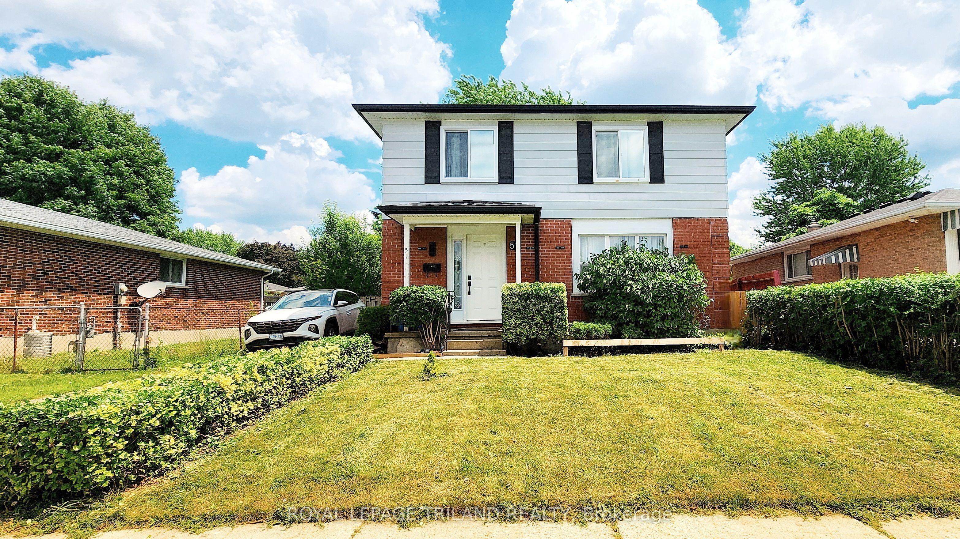 51 Ashbury Avenue — photo 1
