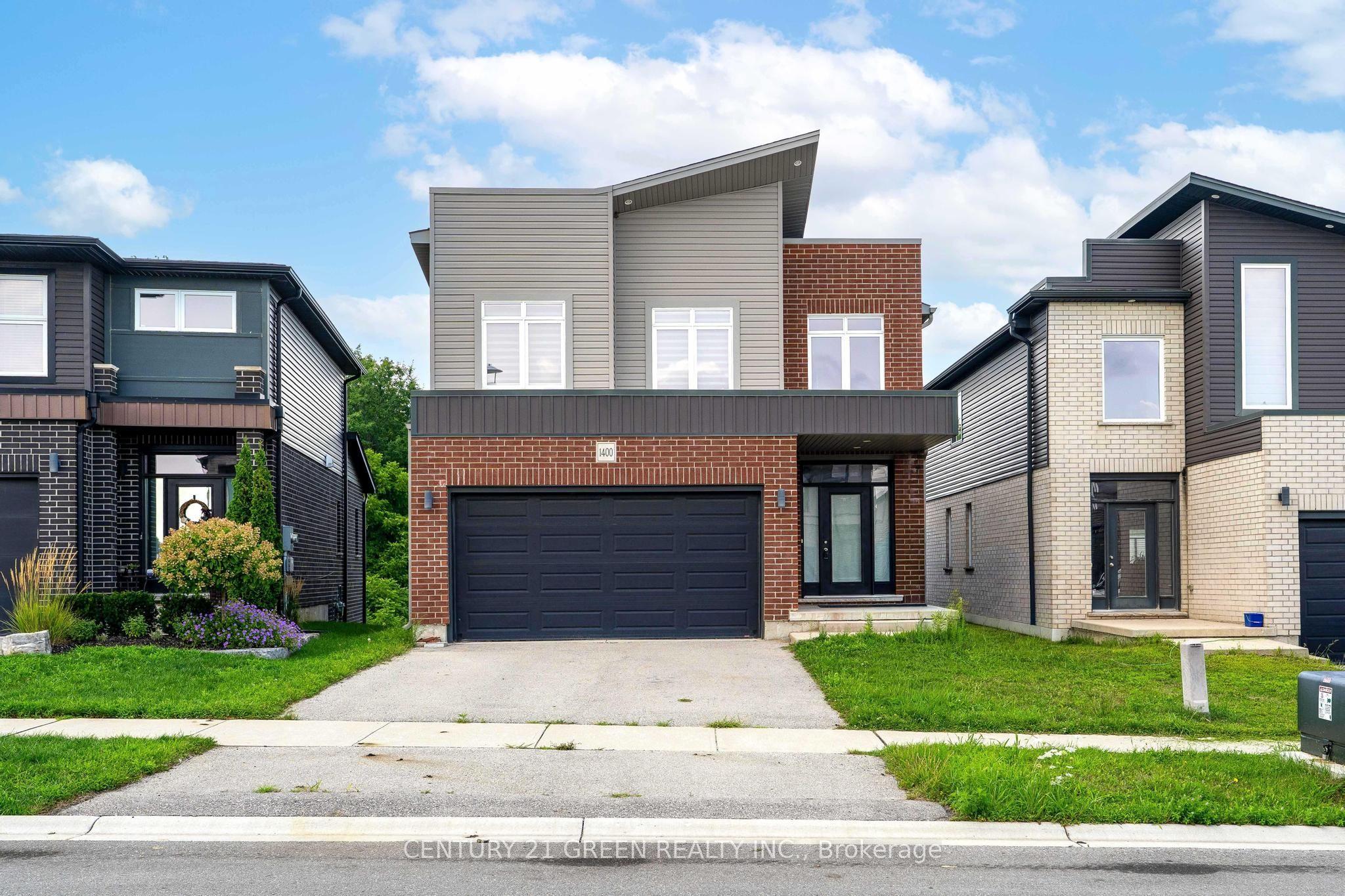 1400 Sandbar Street — photo 1
