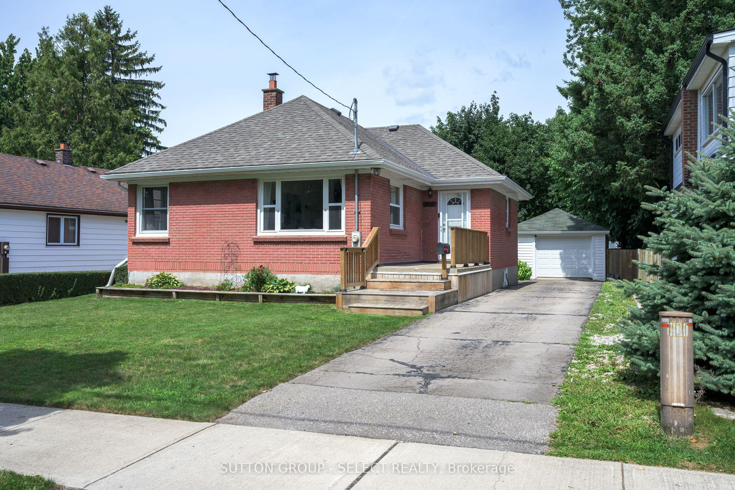 1852 Avalon Street — photo 1