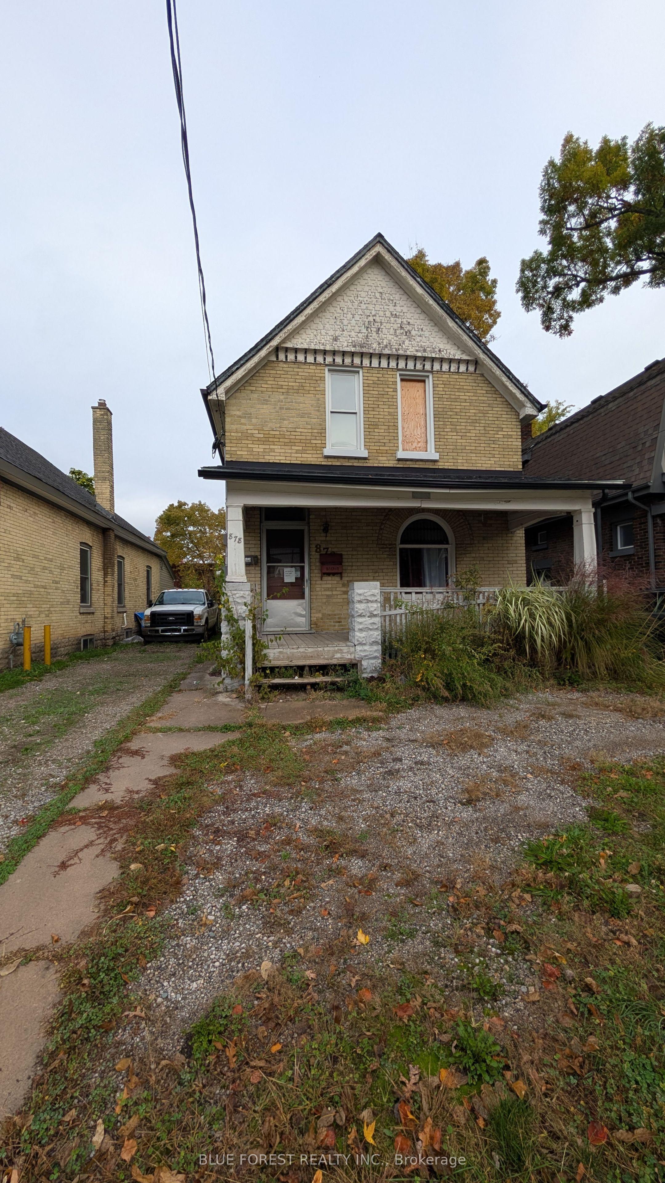 878 Trafalgar Street — photo 1