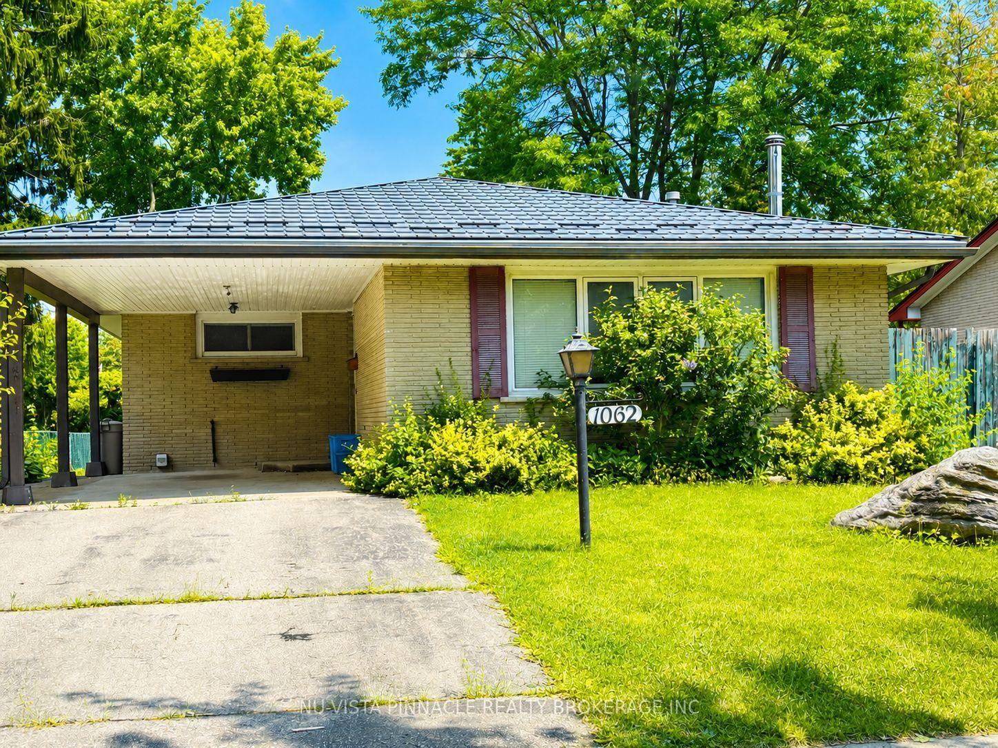 1062 Apache Road — photo 1