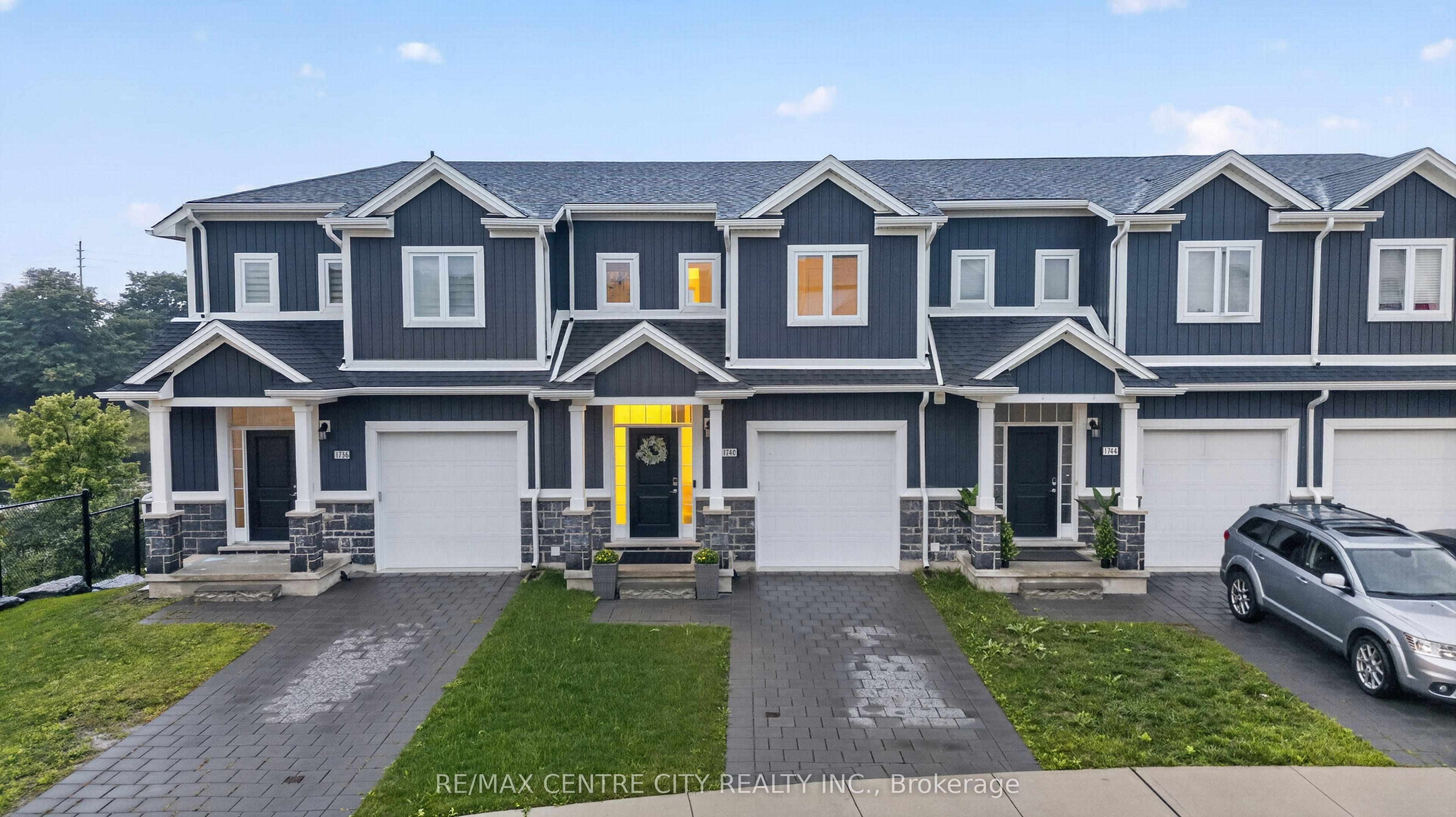 1740 Finley Crescent — photo 1