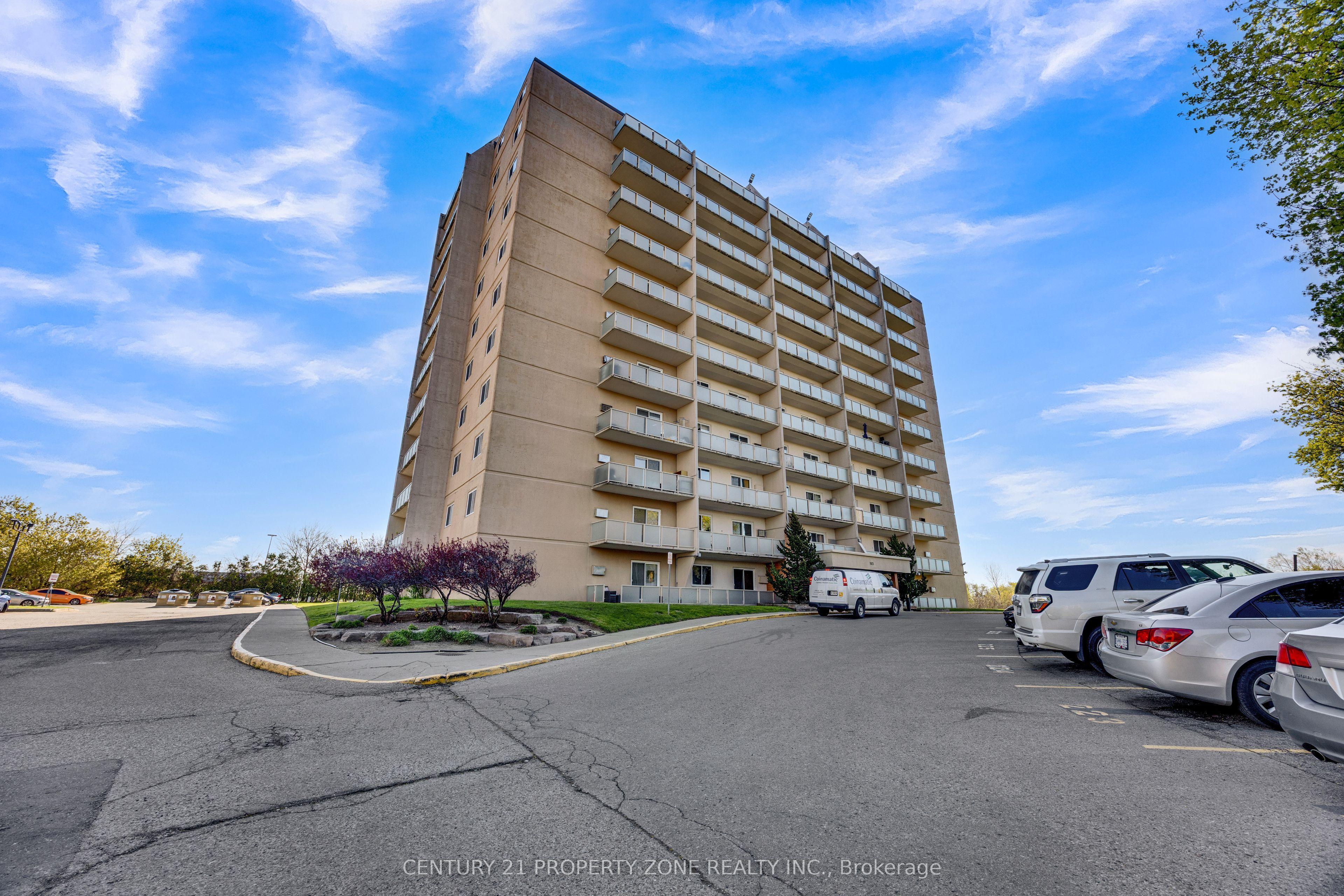 573 MORNINGTON Avenue, Unit 907 — photo 1