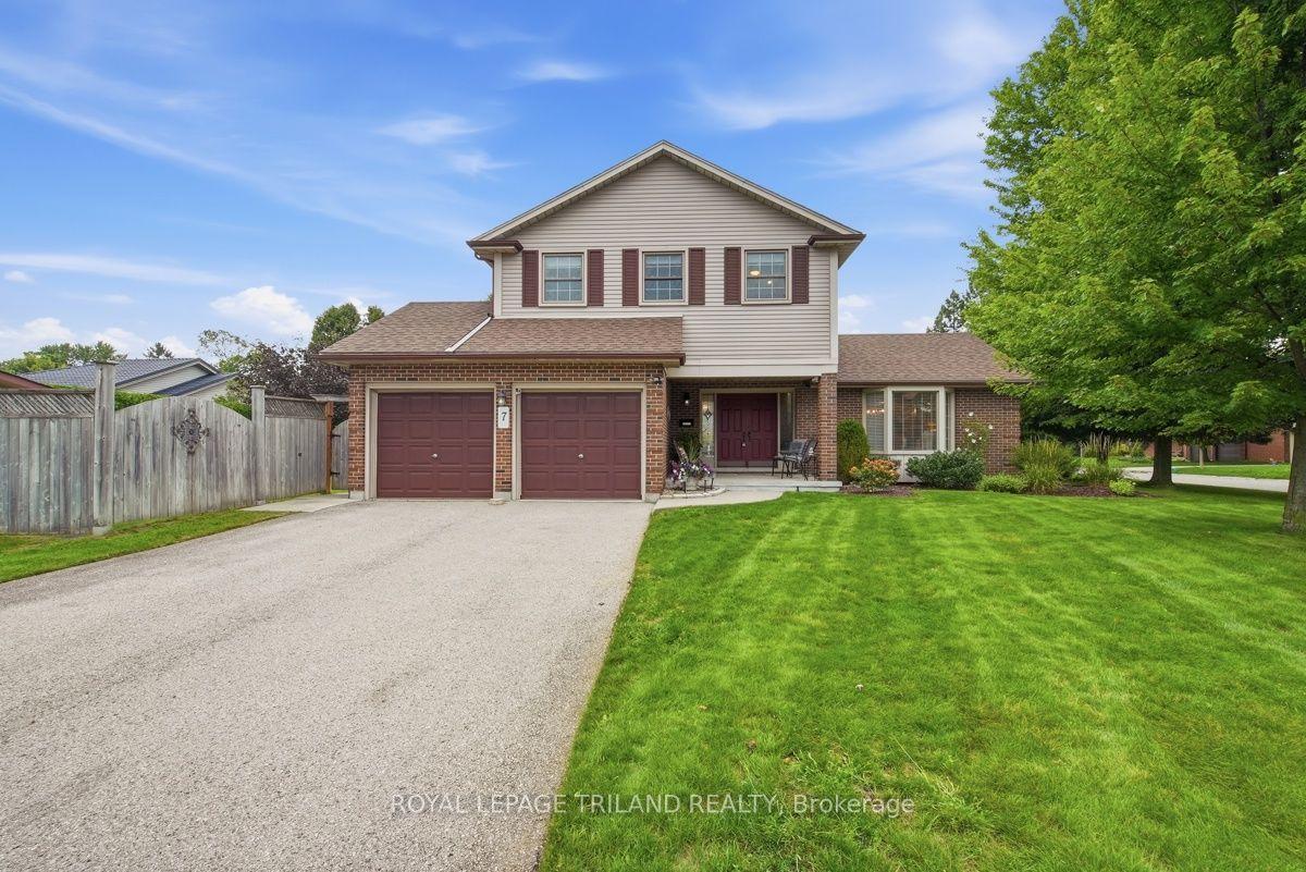 7 Glenview Crescent — photo 1