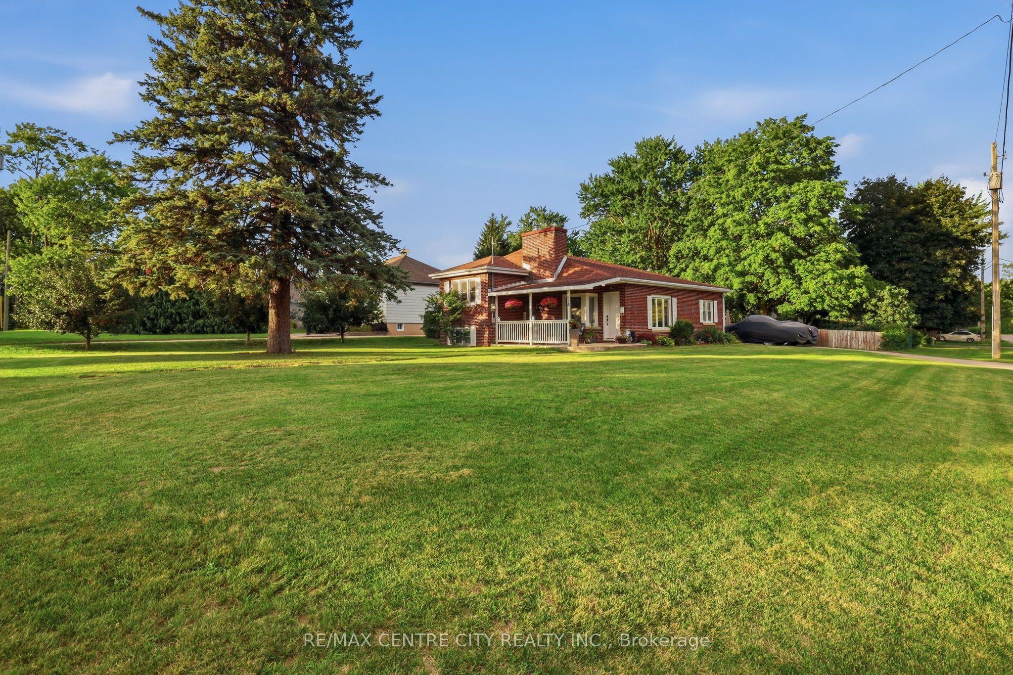 438 Forest Lawn Avenue — photo 1