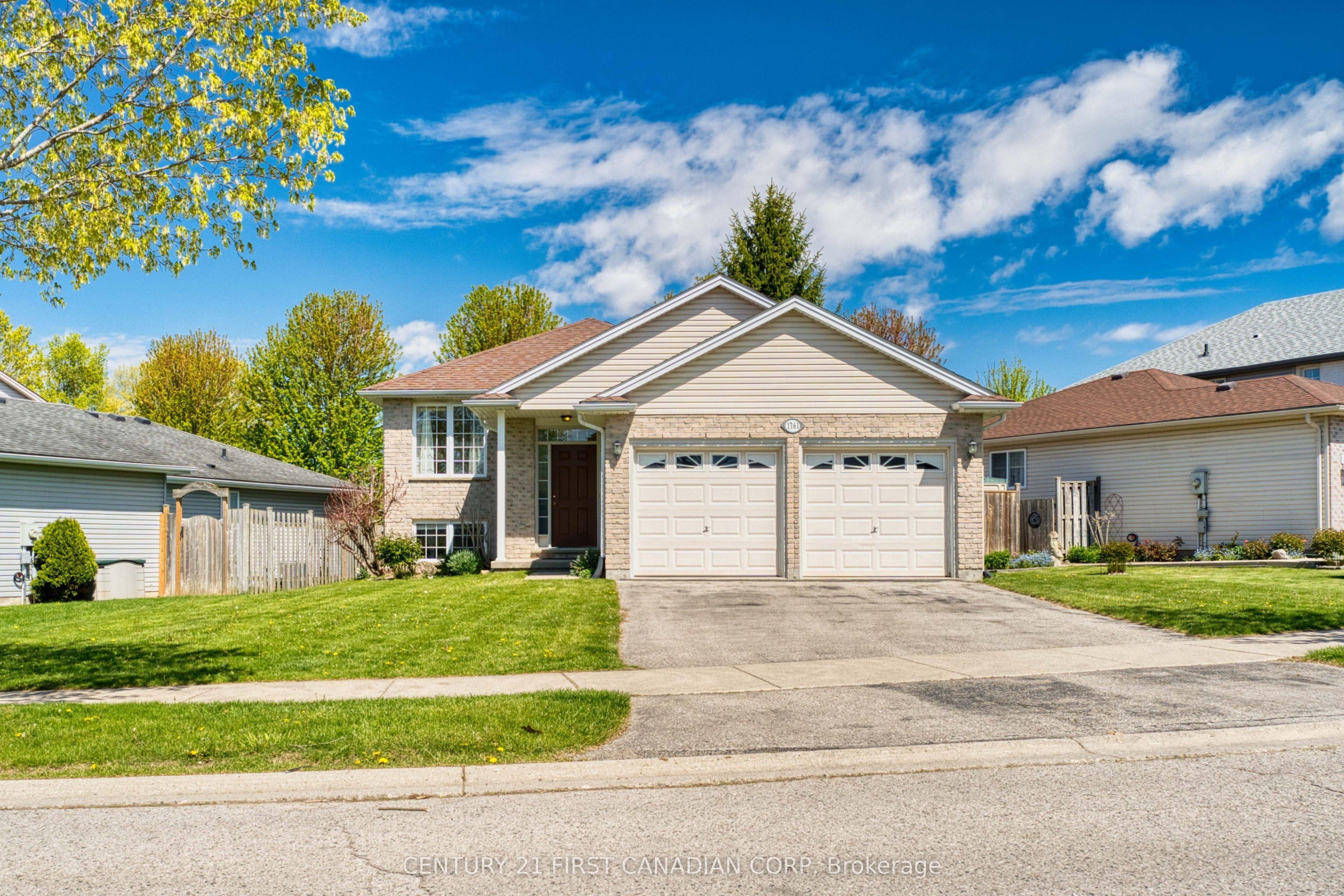 1761 Devos Drive — photo 1