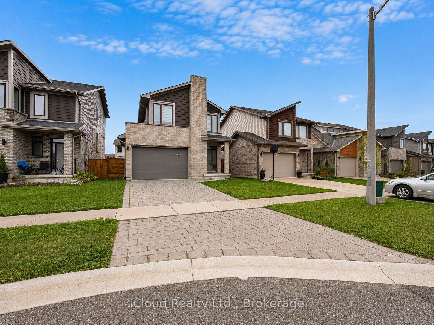 527 Chelton Road — photo 1