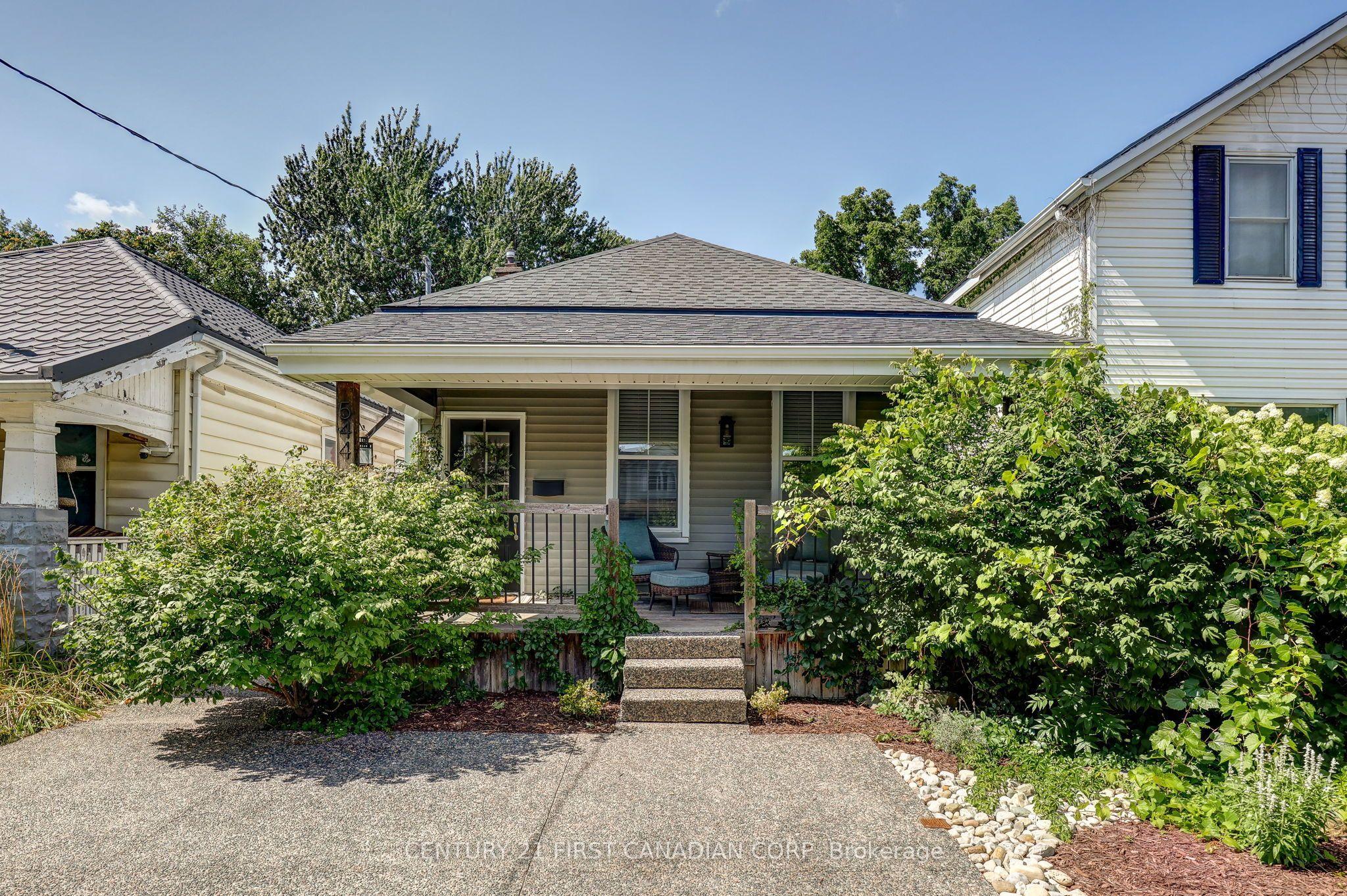 544 PALL MALL Street — photo 1