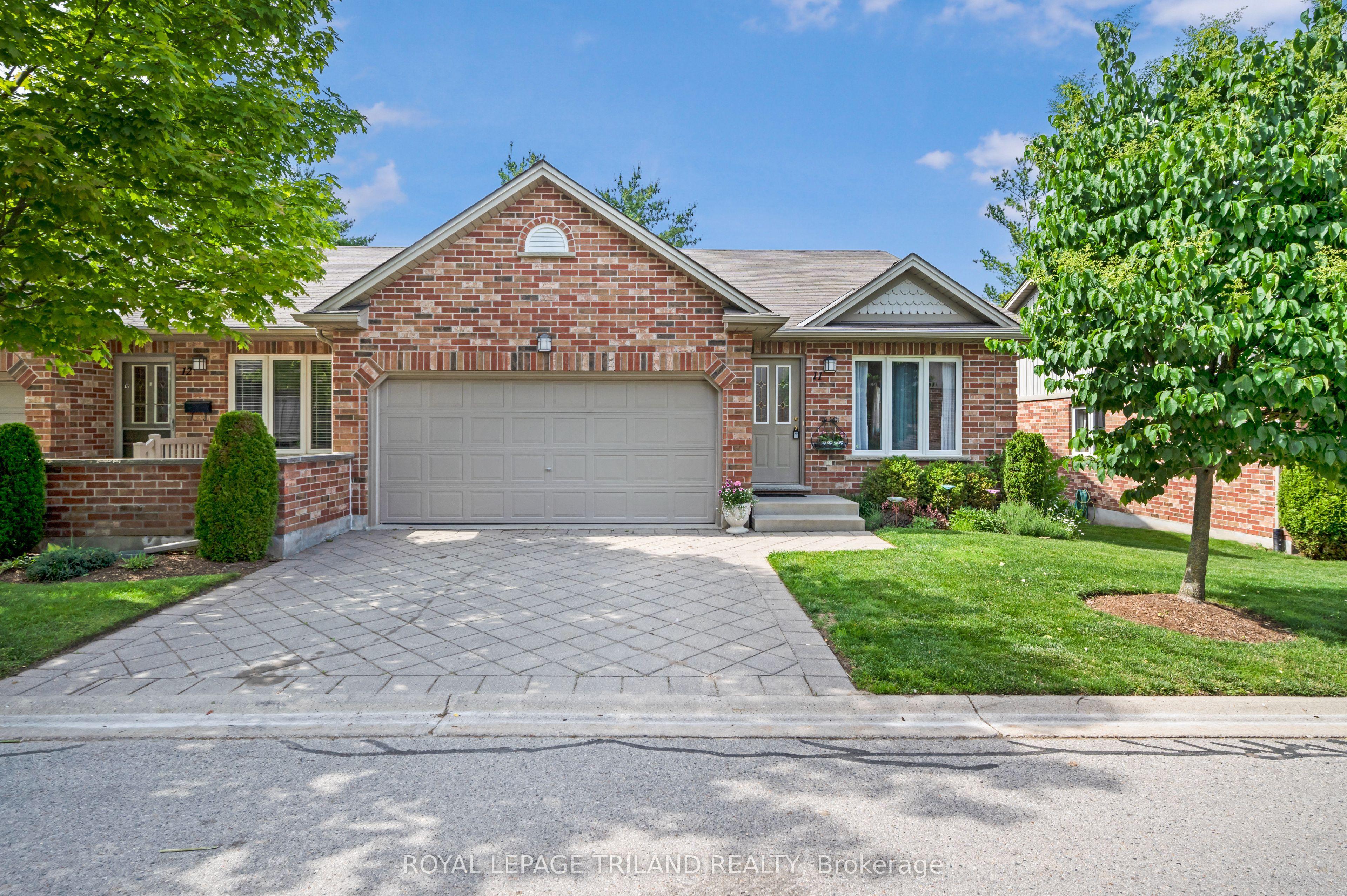 43 Capulet Walk, Unit 11 — photo 1