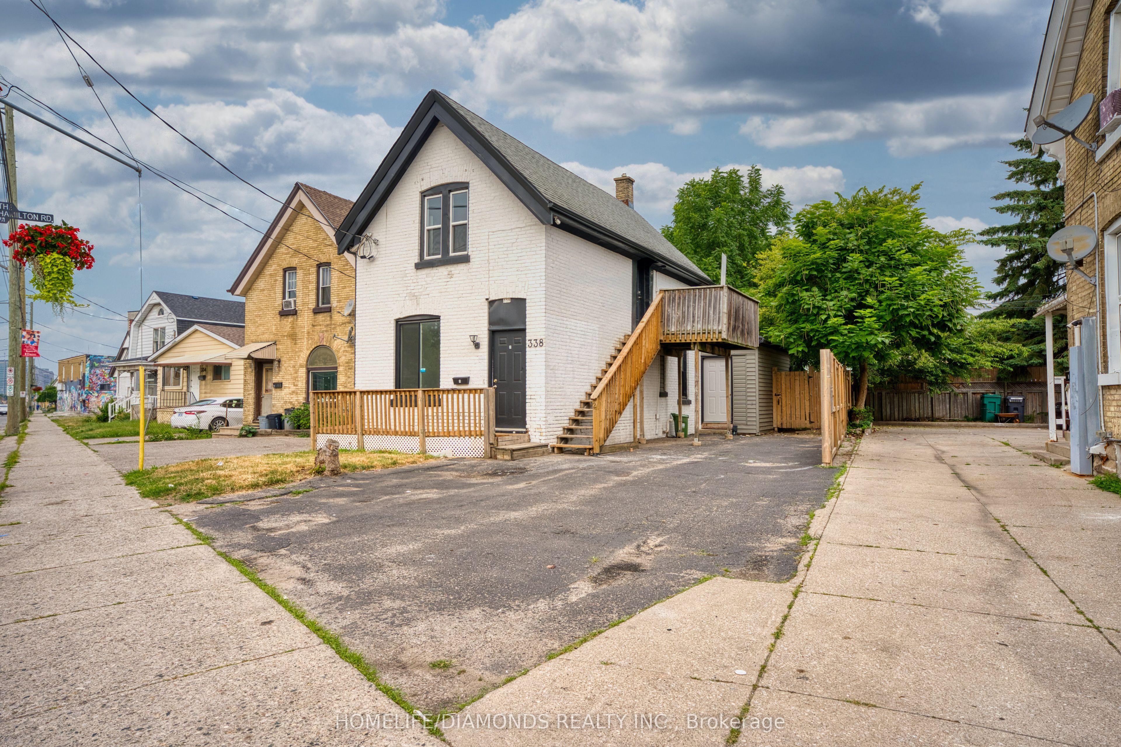 338 HAMILTON Road — photo 1
