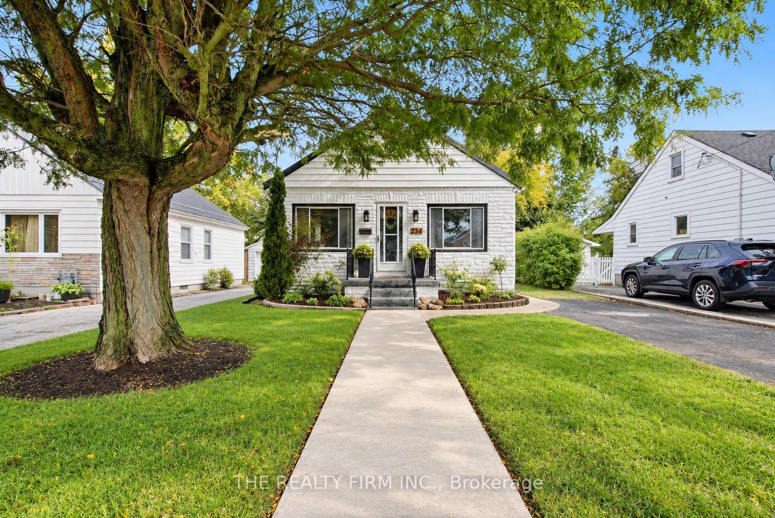 234 St Julien Street — photo 1